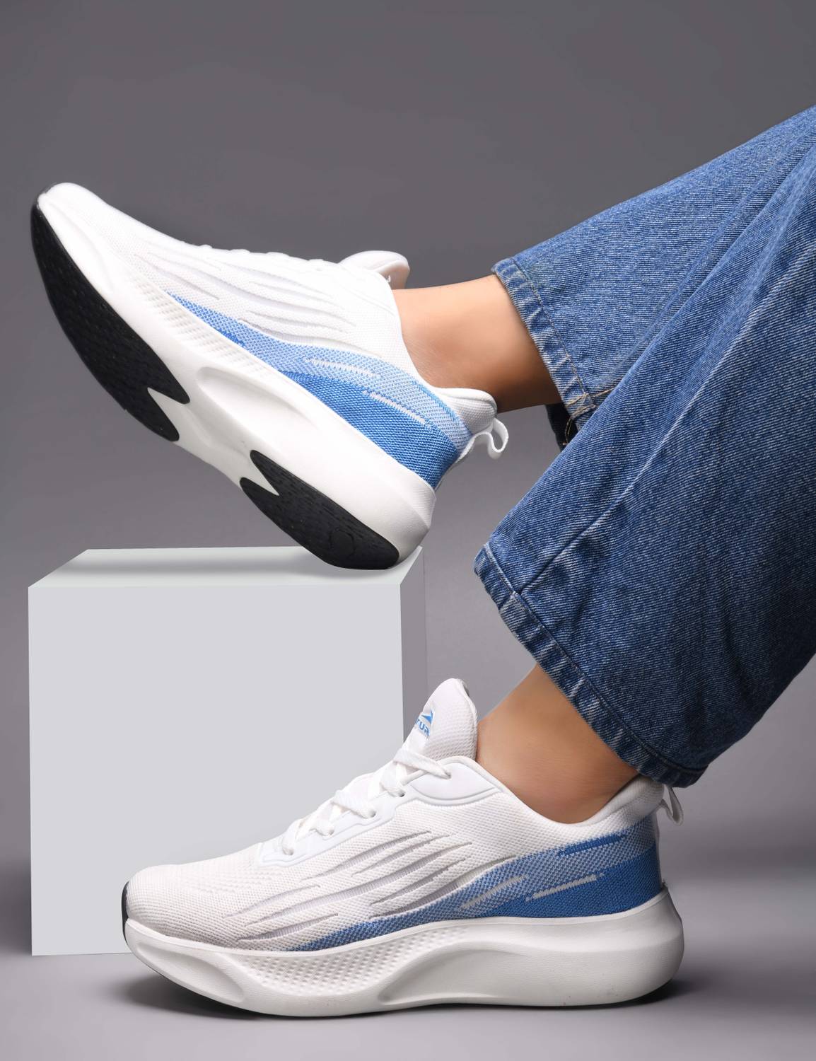 house of common Sports 2026 Running Shoes For Men - Image 1