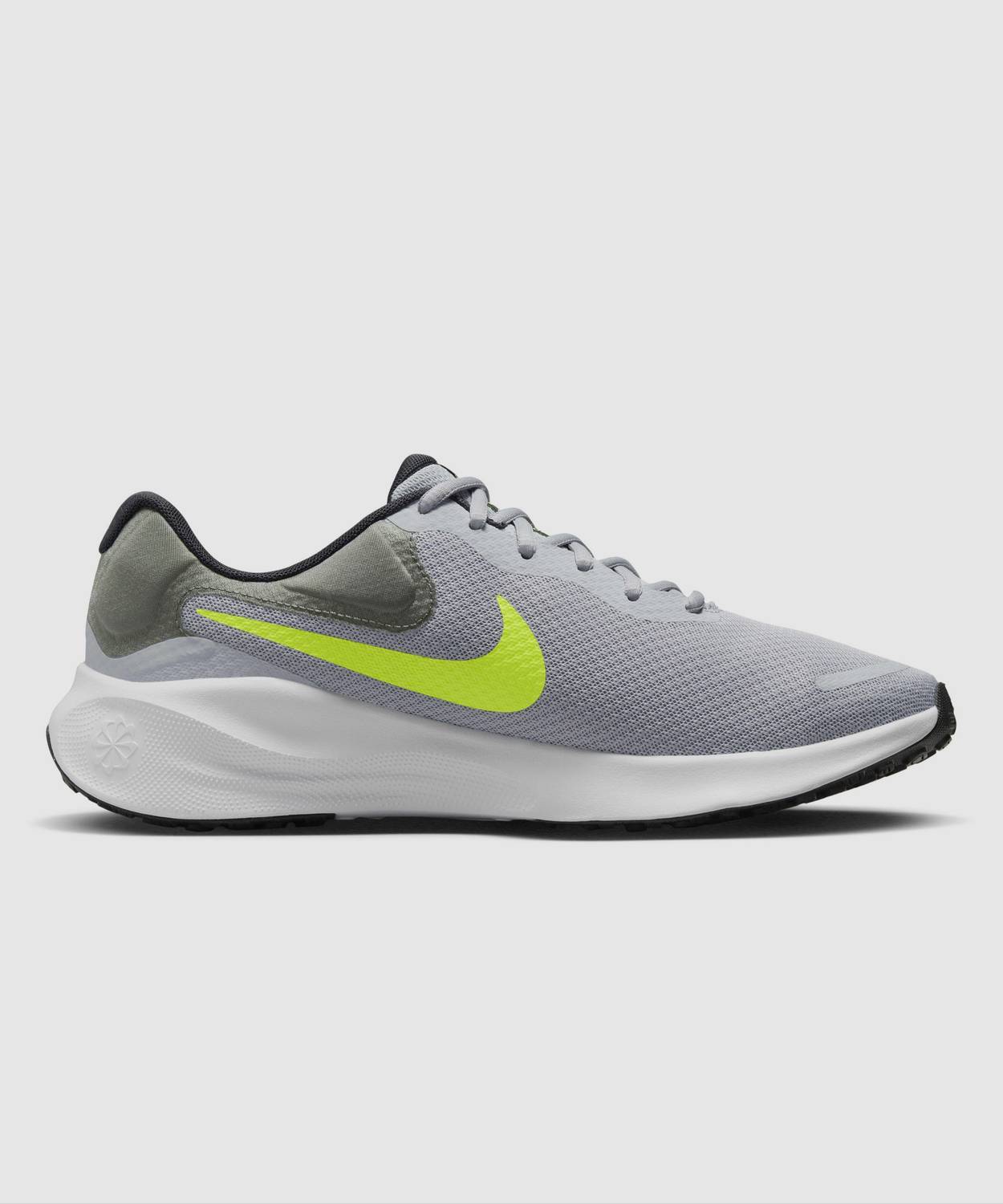 NIKE REVOLUTION 7 Running Shoes for Men, Gray - Image 3