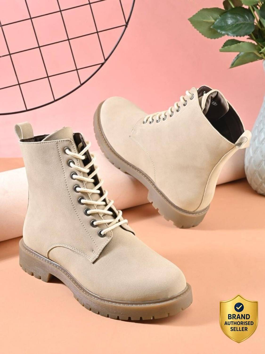 Roadster Lifetyle Women's Round Toe Lace-Up Biker Boots