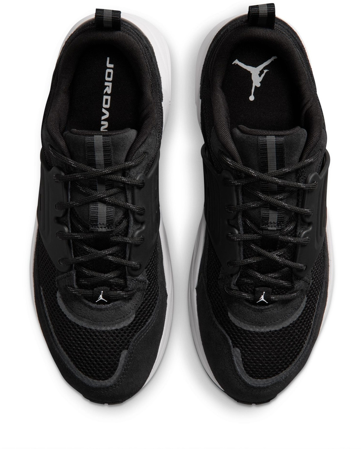 Image of NIKE Jordan Trunner O /S Sneakers For Men