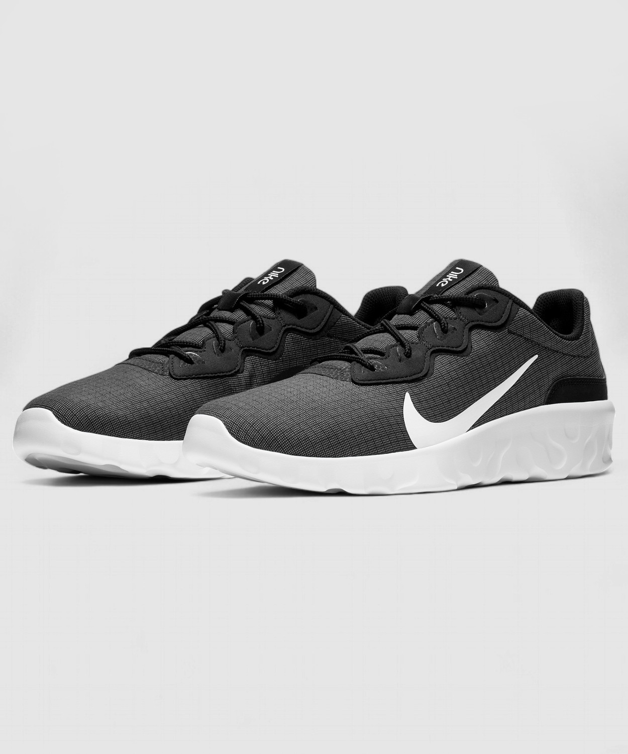 nike men's explore strada sneaker