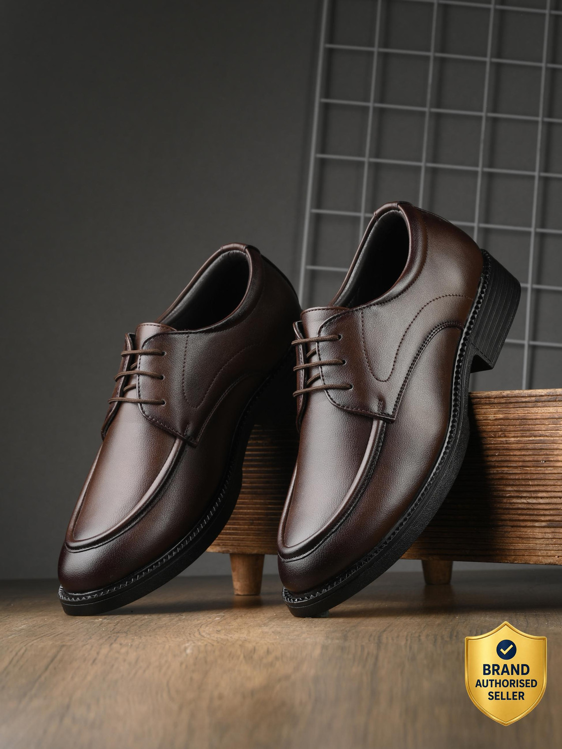 Image of HERE&NOW Formal Solid Derby Derby For Men