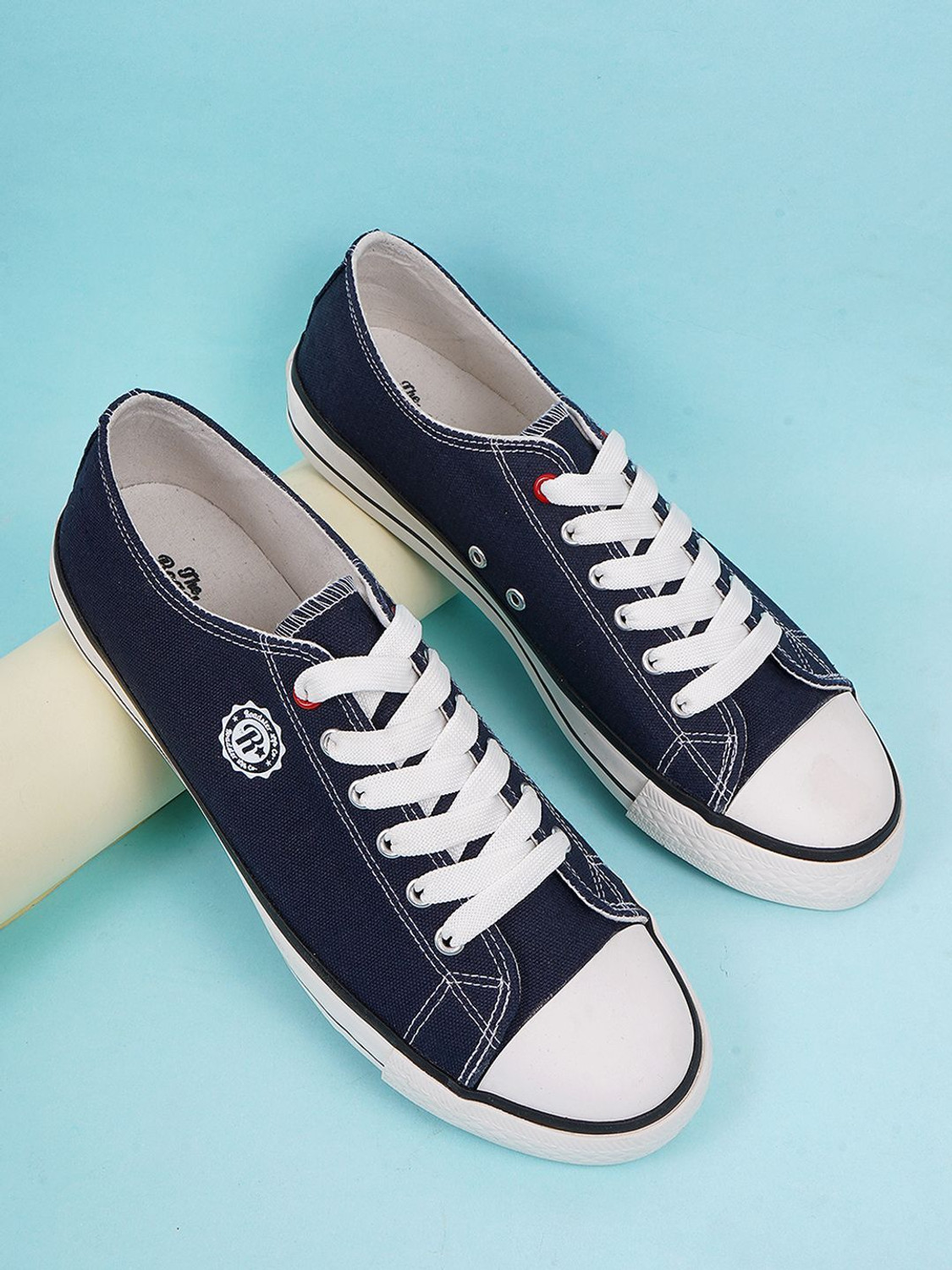 Image of Roadster Sneakers For Men