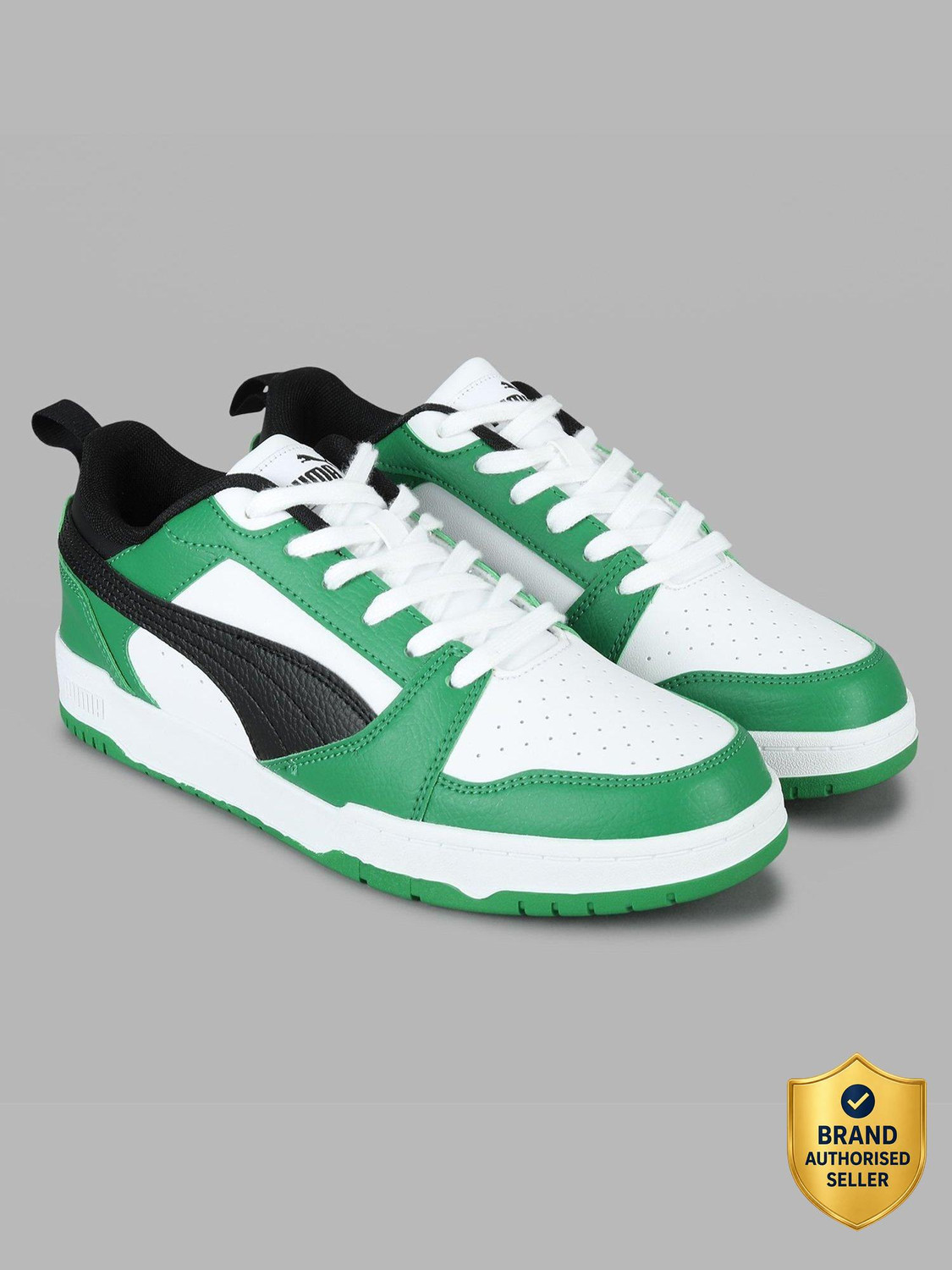 Image of PUMA Evoke V6 Low Sneakers For Men