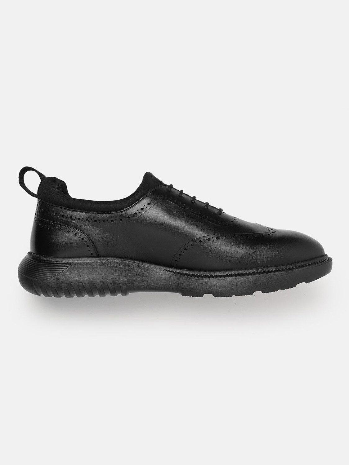 Image of Kenneth Cole Brogues For Men
