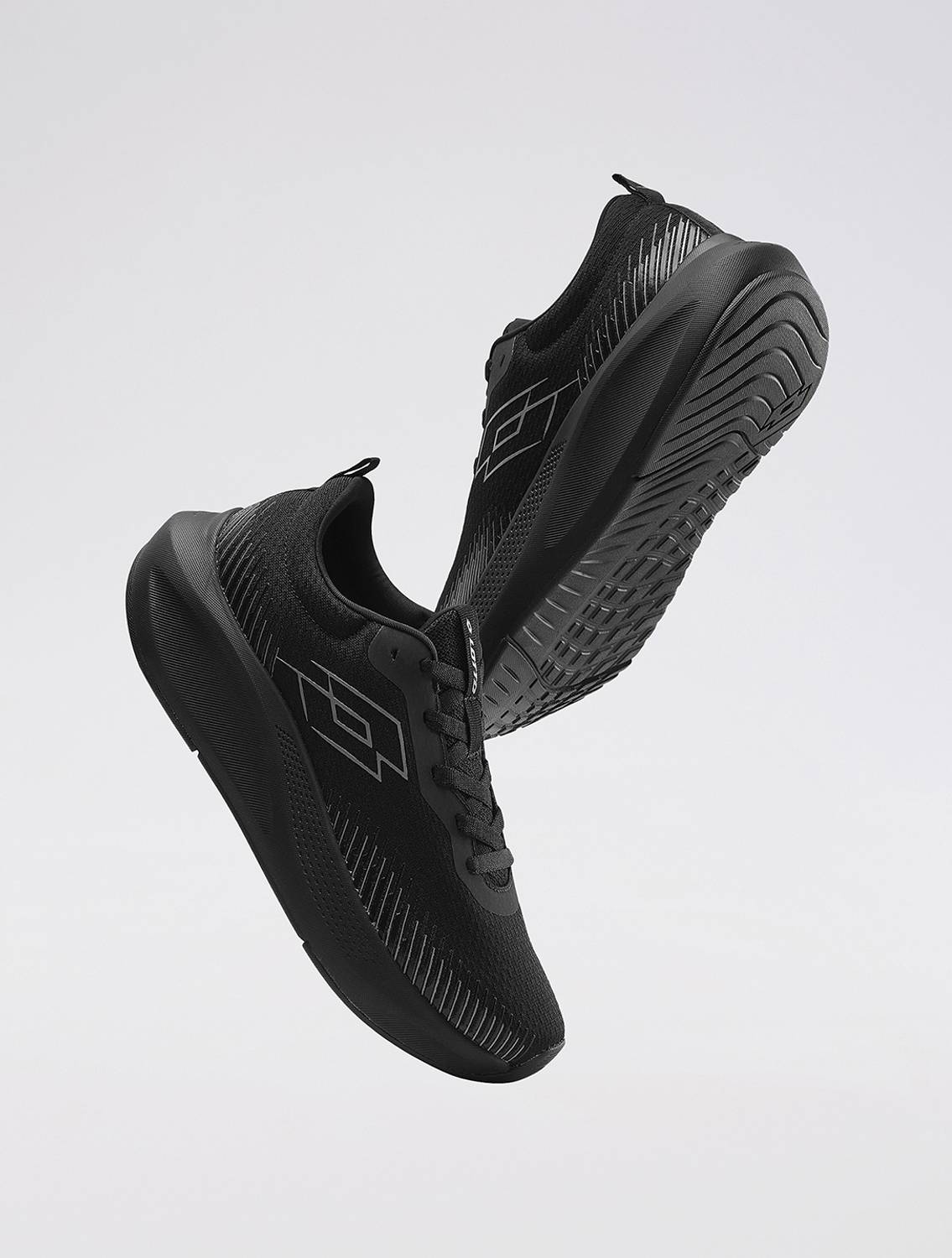 LOTTO Strikerun Running Shoes for Men, Black - Image 3