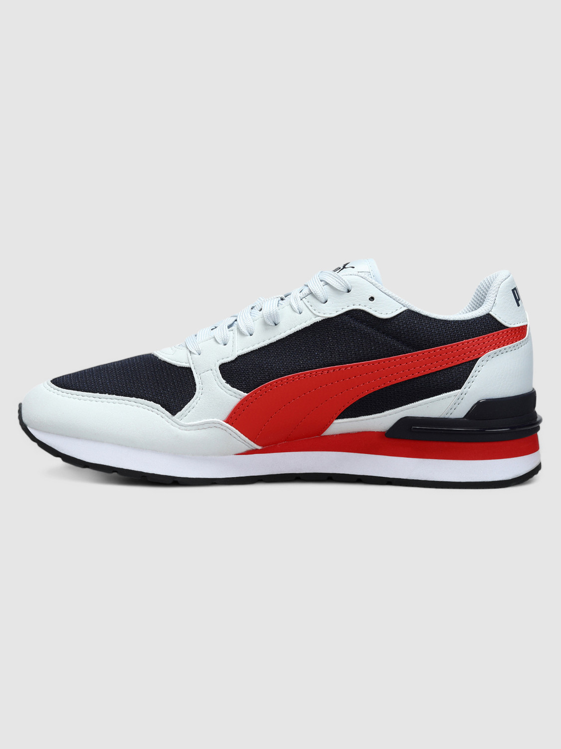 Image of PUMA ST Runner v4 Mesh Sneakers For Men