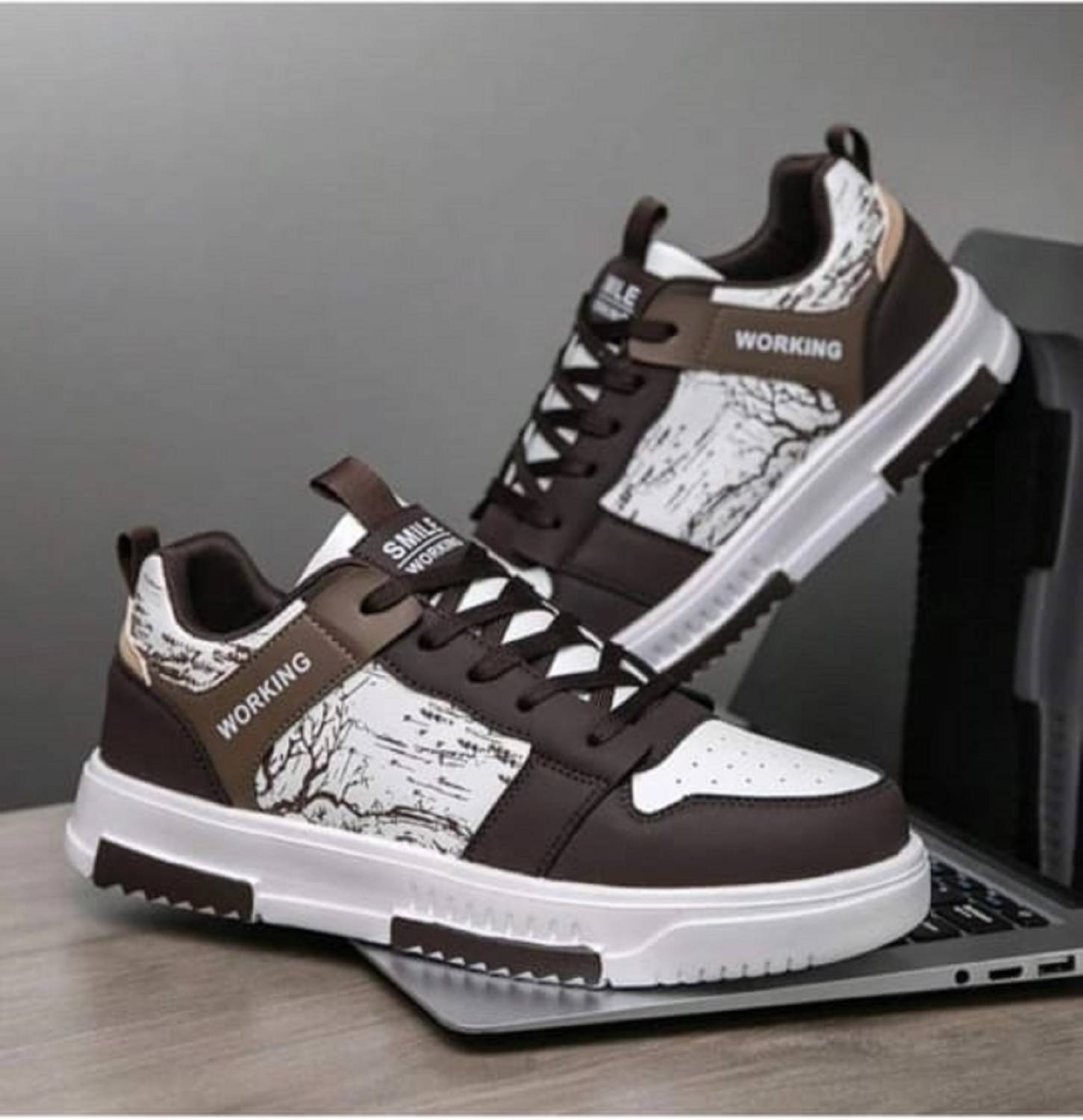 Rising Monk Men's Lightweight Sneakers - Image 3