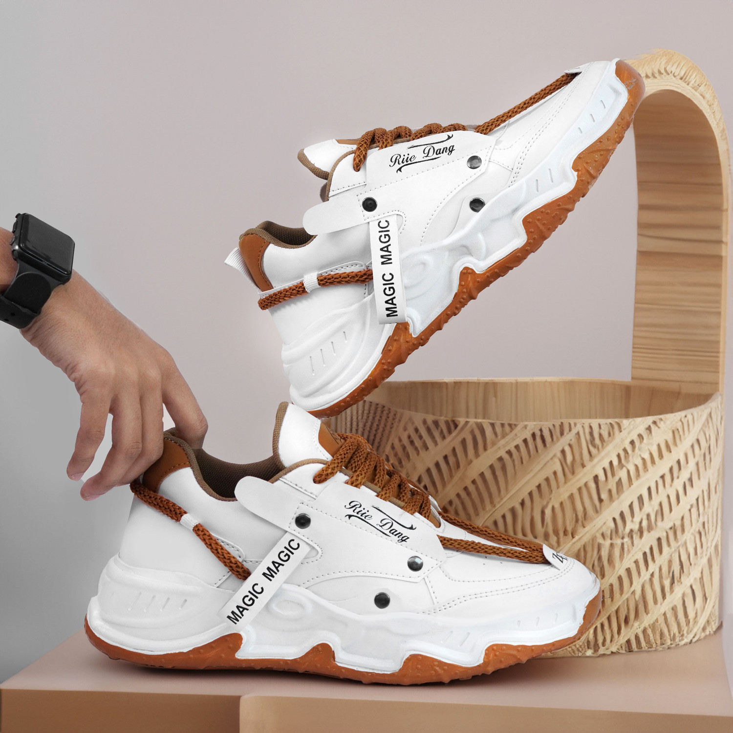 Image of Footgrab Sneakers For Men
