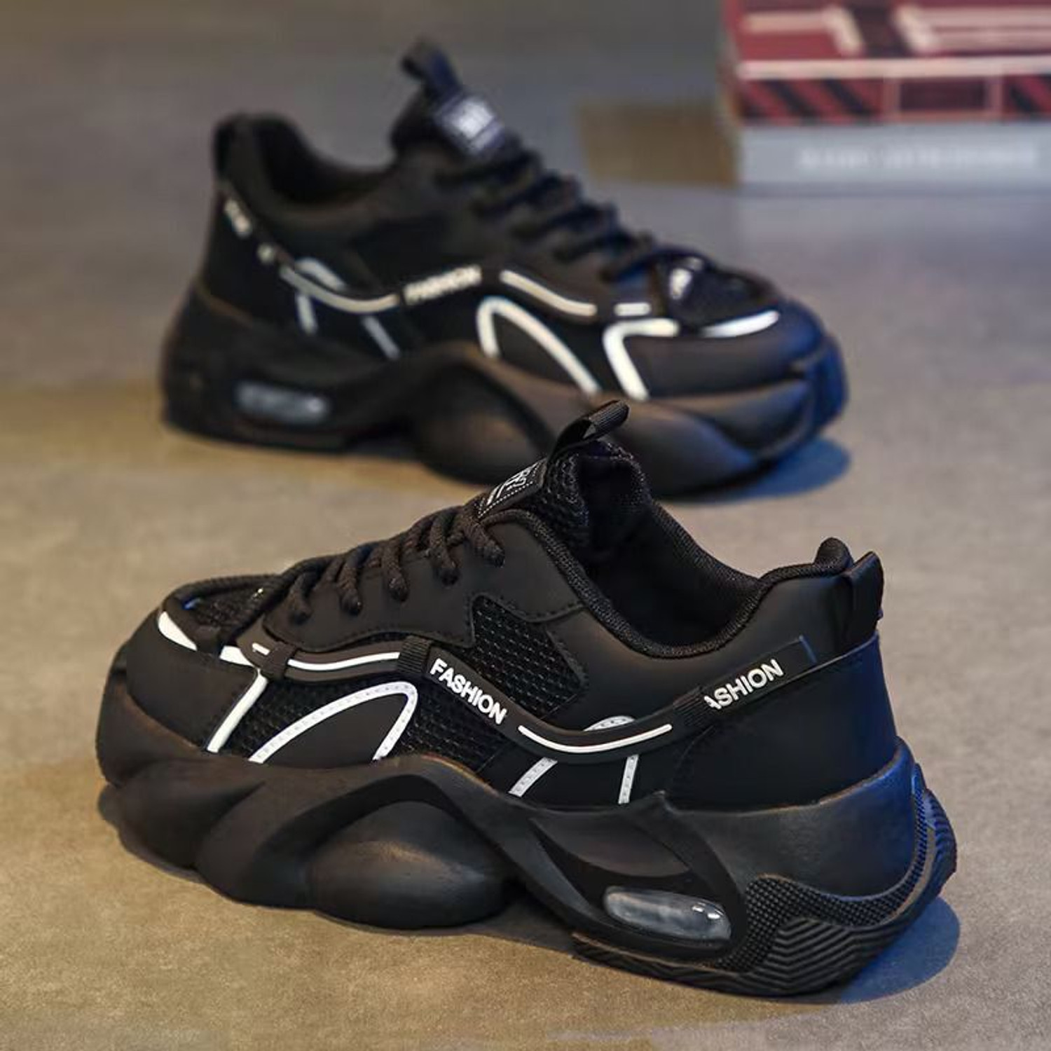 Image of lejano Sneakers For Men