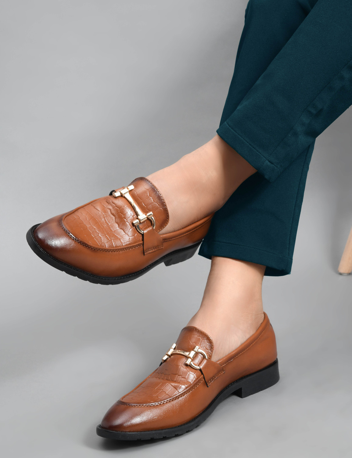 Image of Wave Walker WW-WOOD Loafers For Men