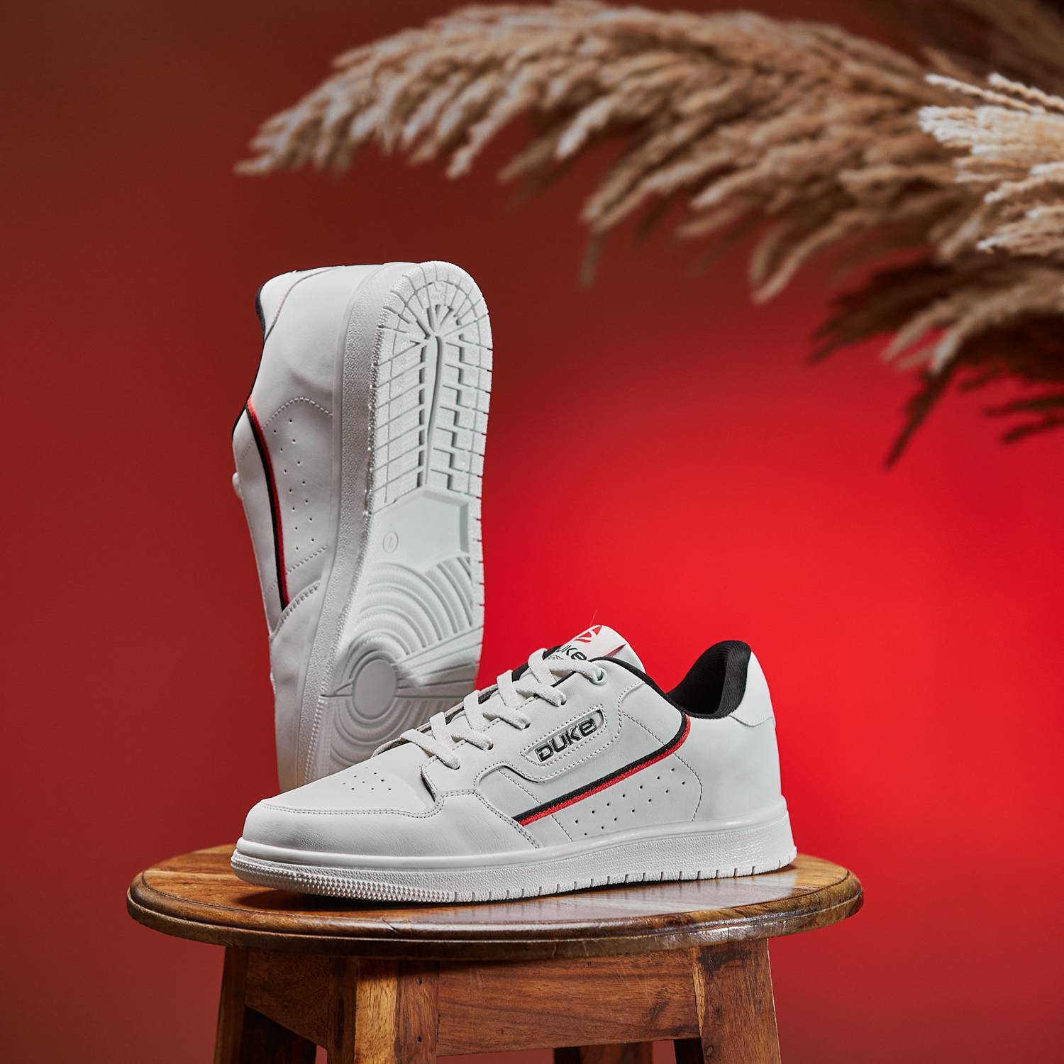 レオ　デュークス 7-fwol1485-white-7-duke-white-