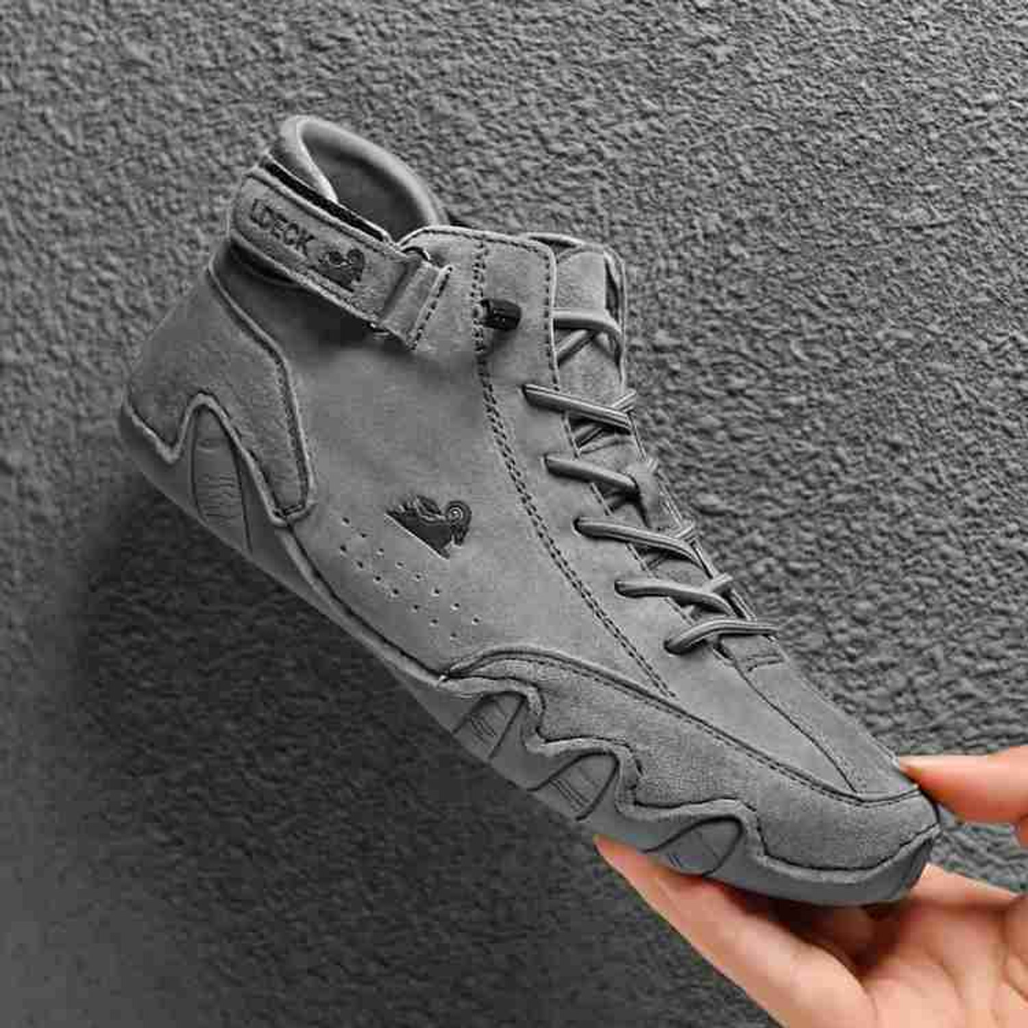 Image of Valin Fox Sneakers For Men