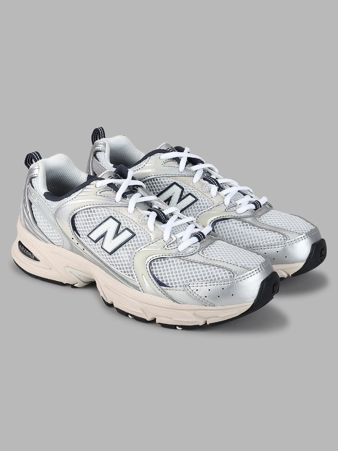 Image of New Balance 530 Sneakers For Men