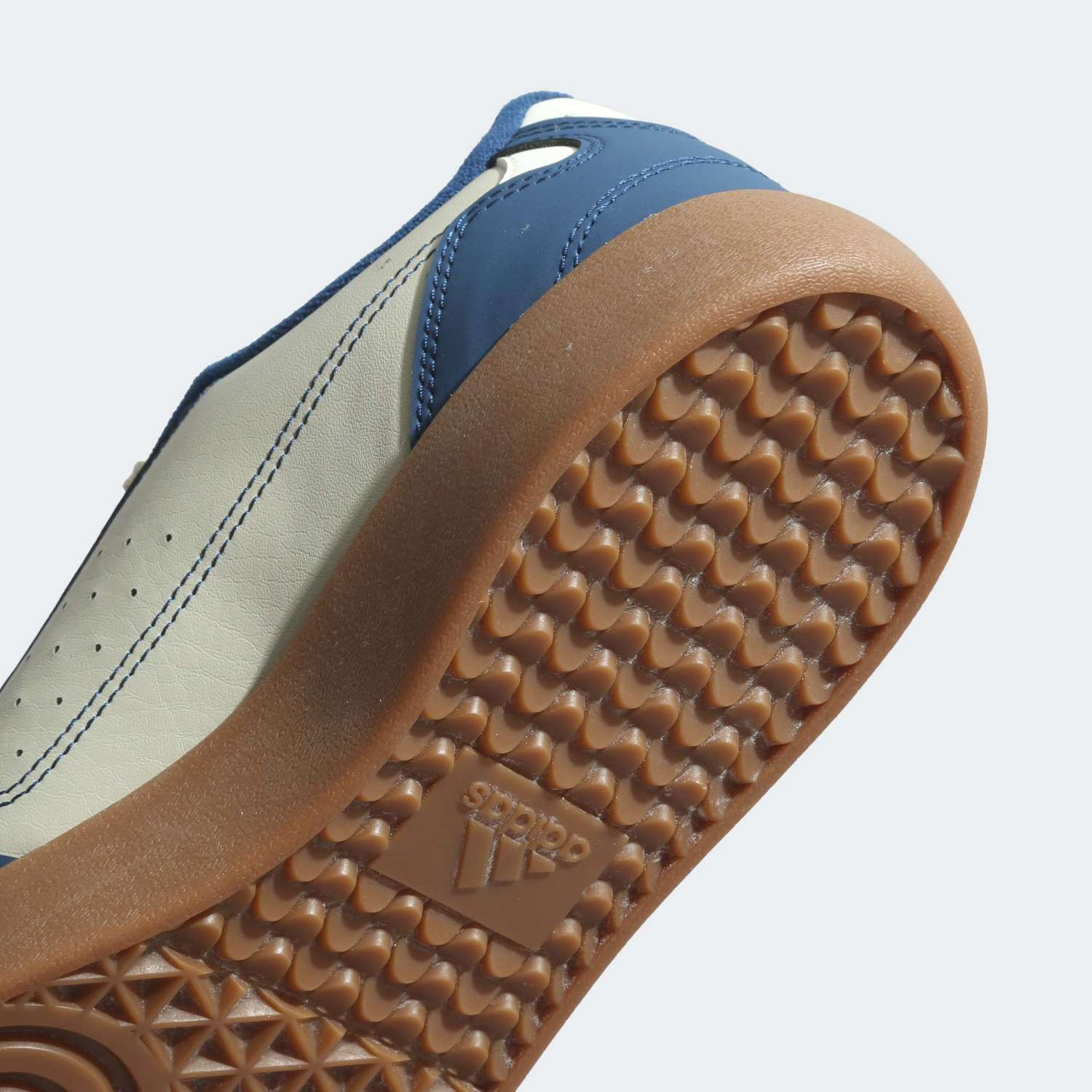 Image of ADIDAS UPVIBE Sneakers For Men