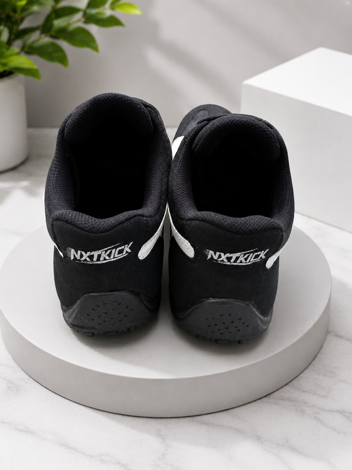 Image of NXTKICK New Fashion Outdoor Trendy Lightweight Casual Sneakers For Men