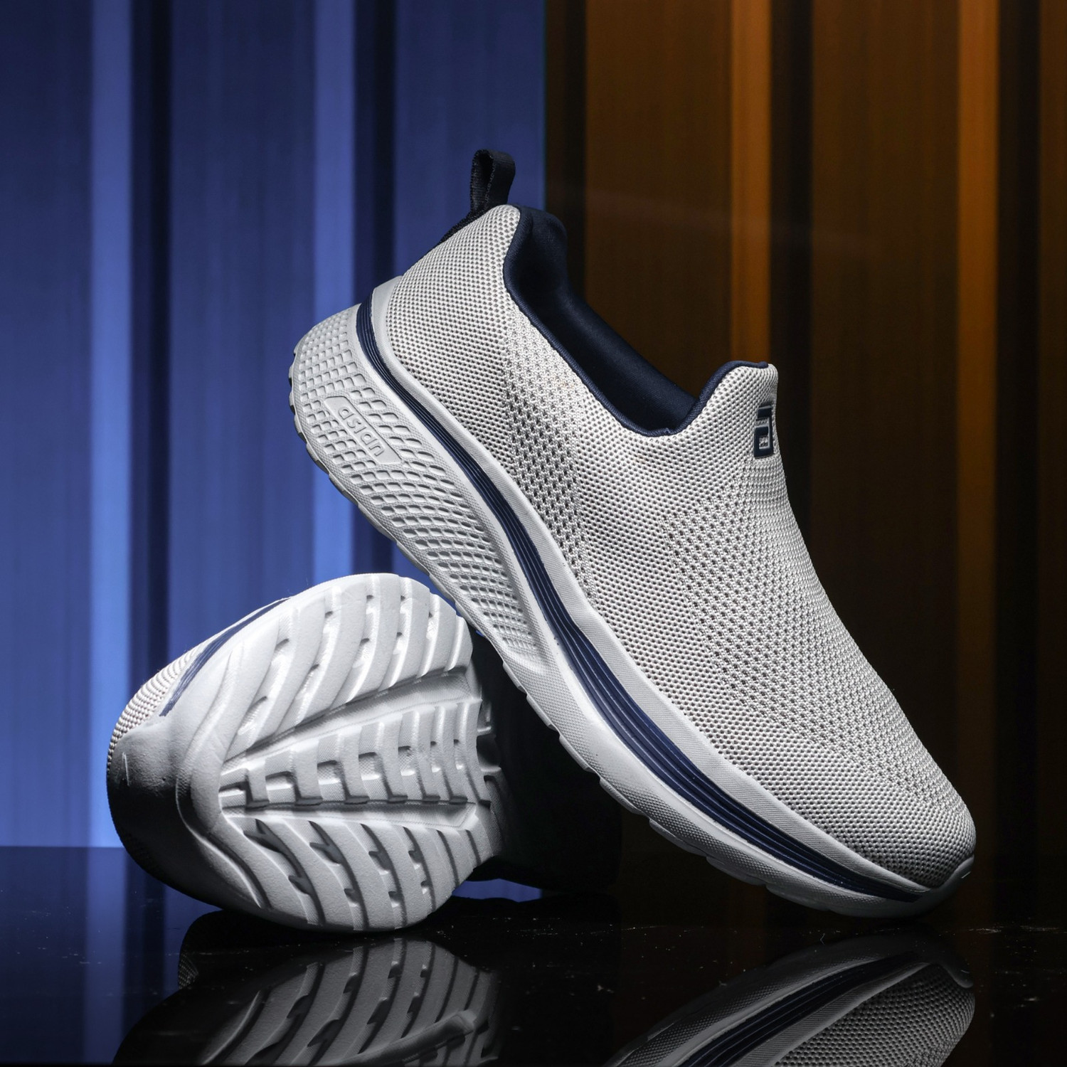 Image of asian Wonderwalk-11 Men's Lightweight Walking Shoes | Arch Support & Slip-On Fit Mocassin For Men