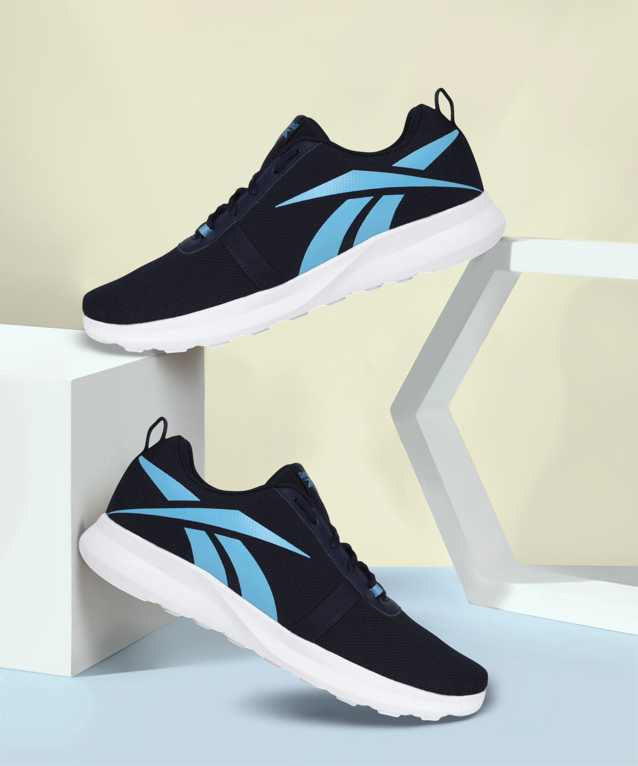 Image of REEBOK Troo Flight 2.0 M Running Shoes For Men