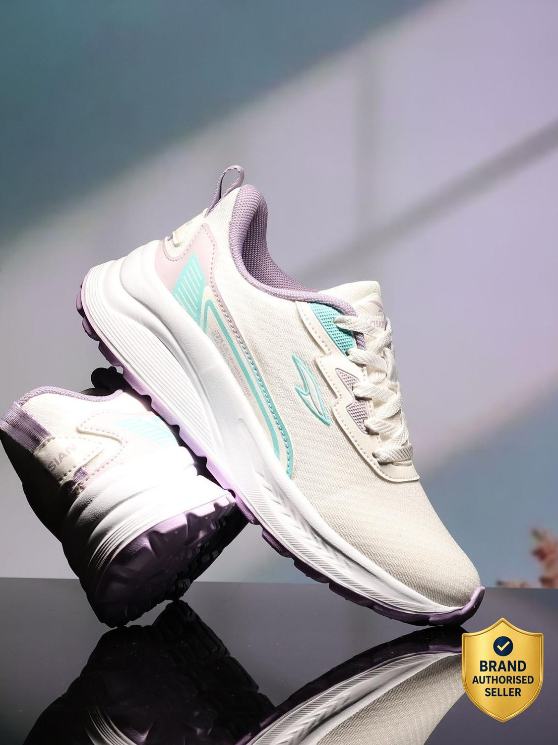 Image of asian Women Sports Shoes with Memory Foam for Running & Gym Sneakers For Women