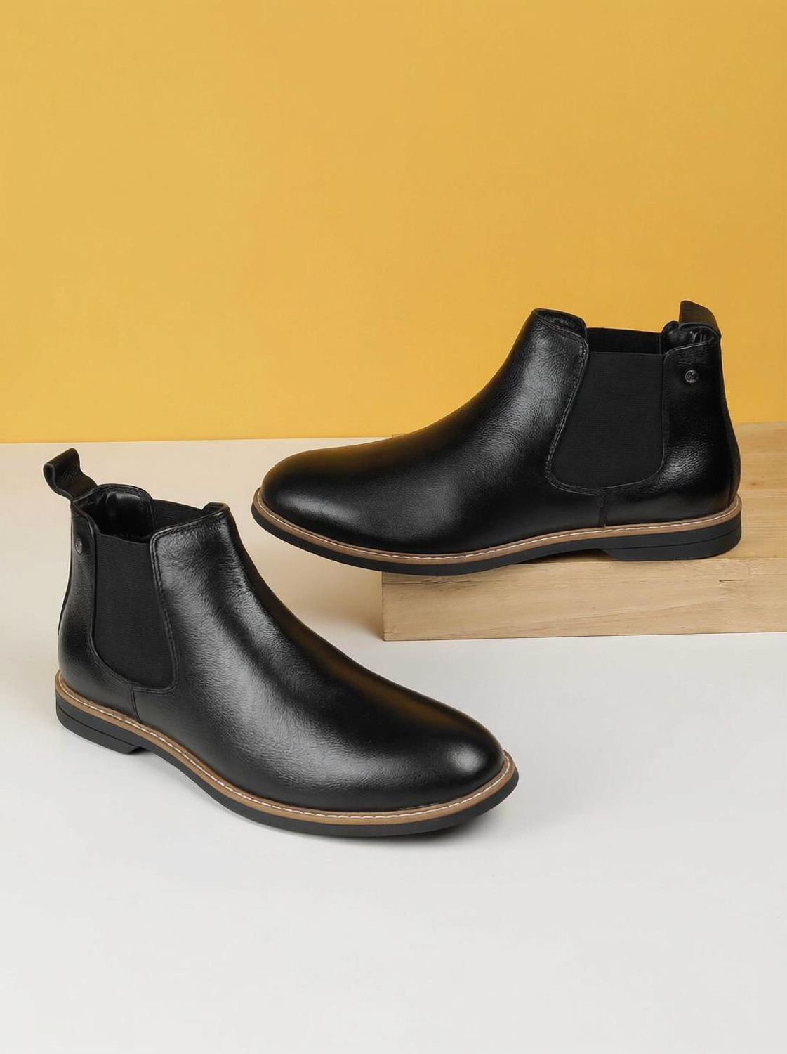 Image of MOCHI Boots For Men