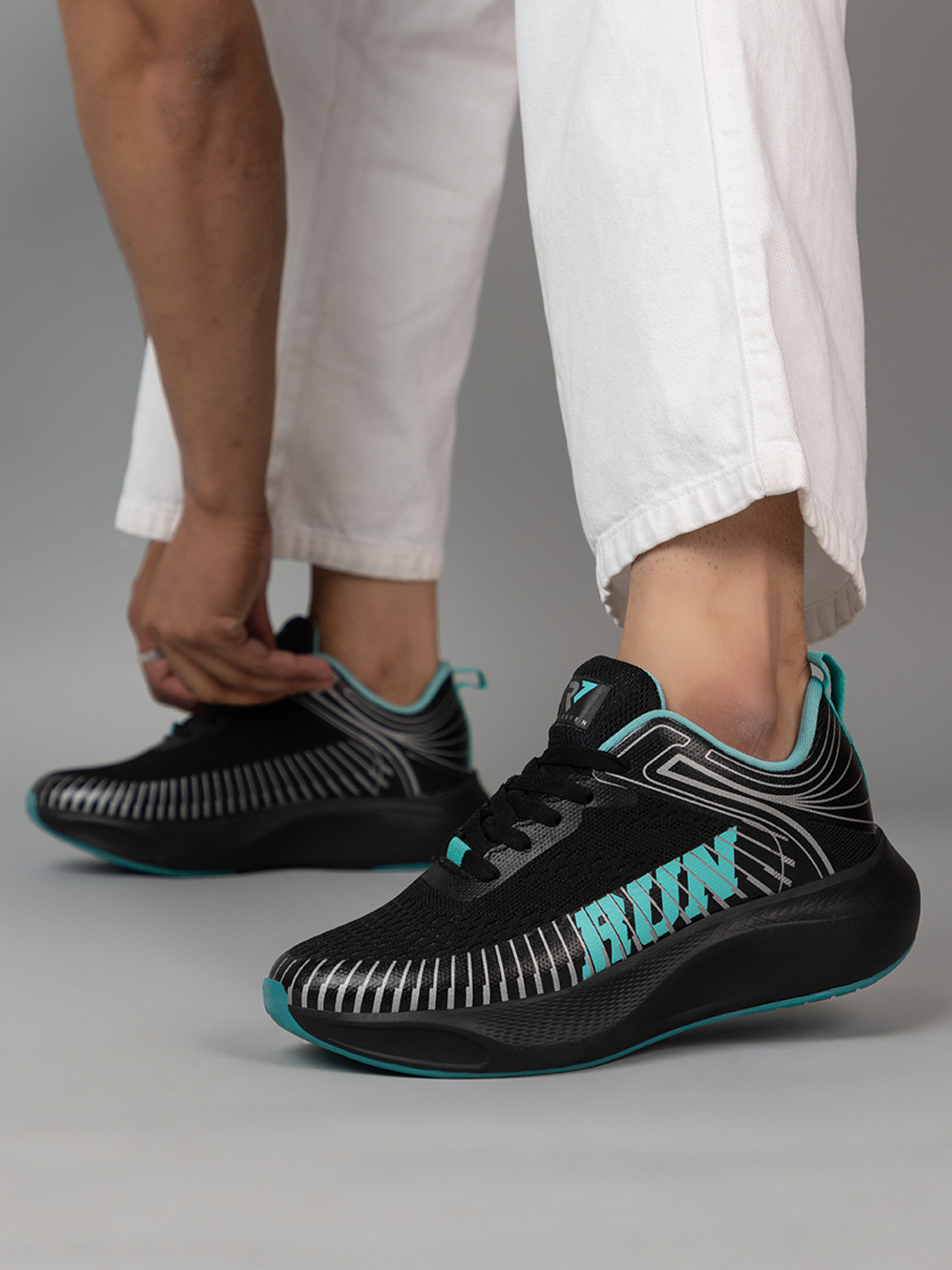 Image of RUN SEVEN Lightweight Comfort Summer Trendy Walking Outdoor Stylish Training Sneakers For Men