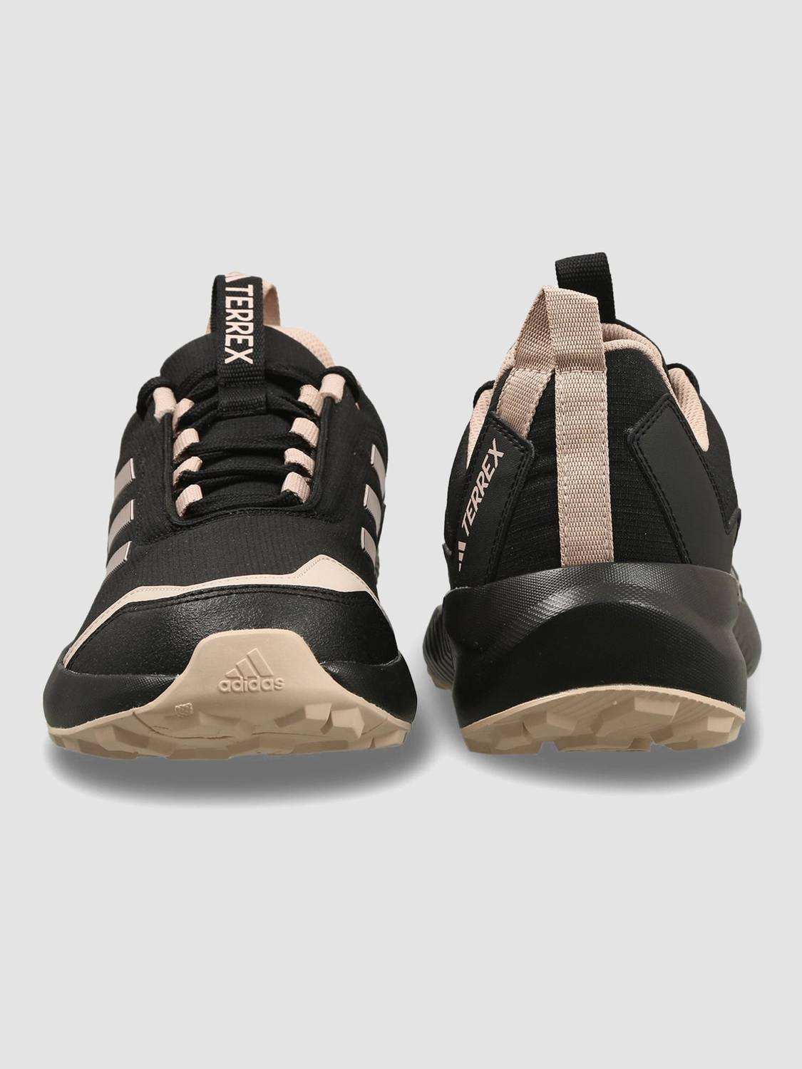 Adidas Tramp Pro Black Running Shoes for Men - Image 5