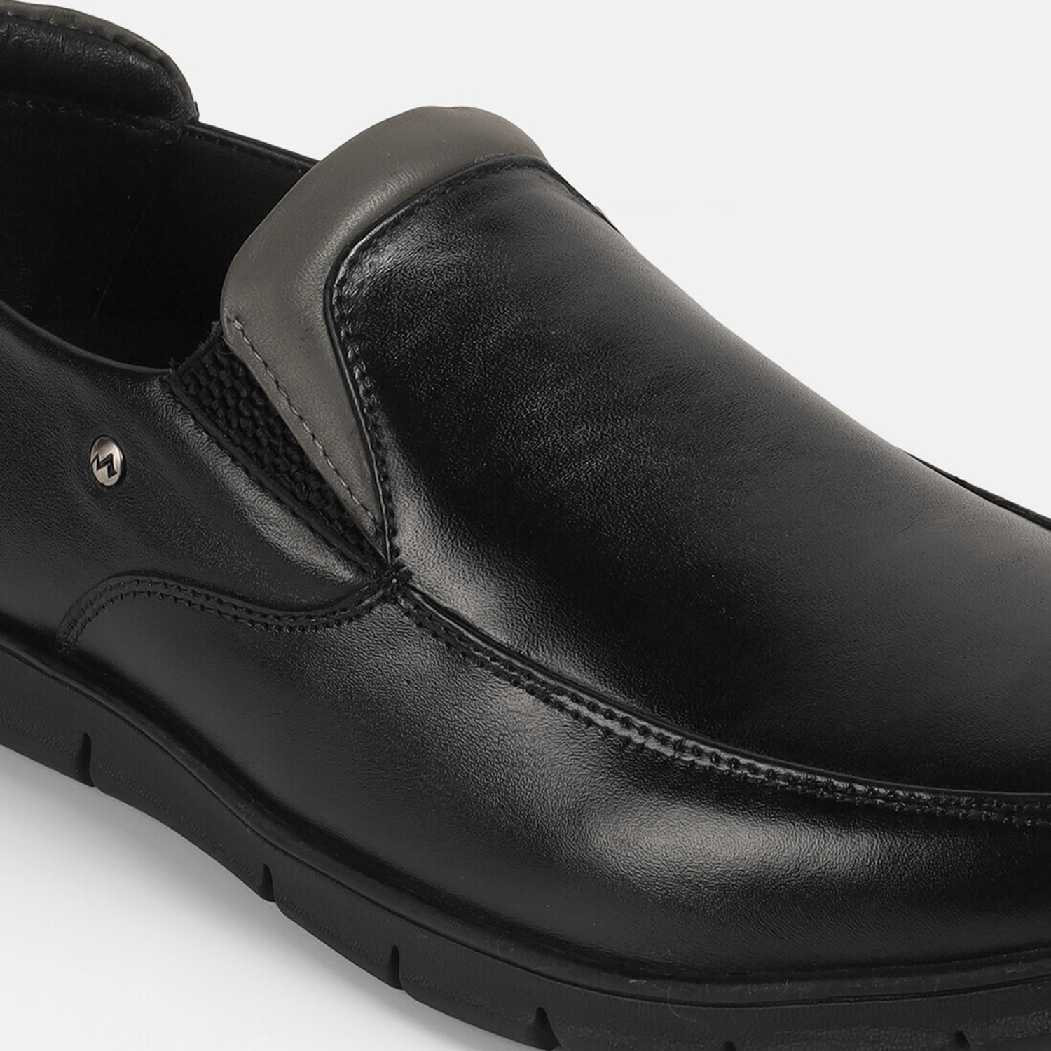 Image of MOCHI 19-654 Slip On For Men