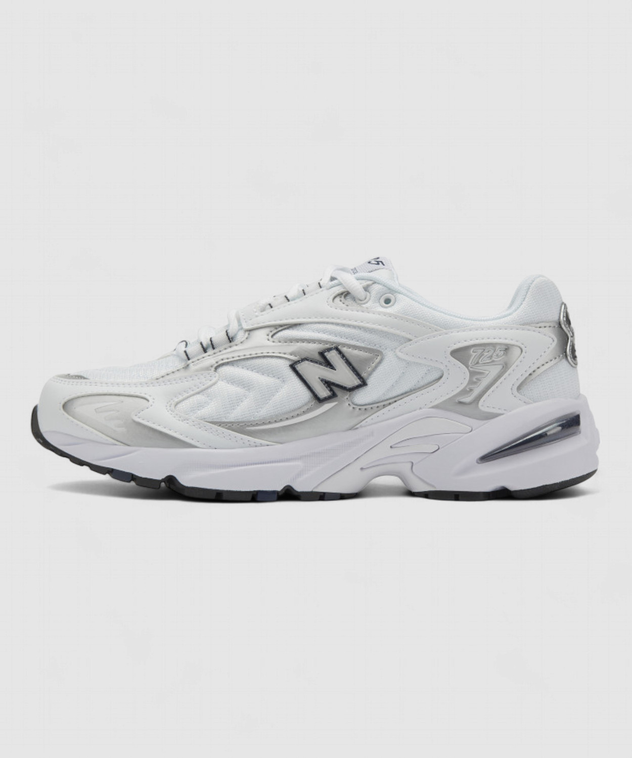 Image of New Balance 725 Sneakers For Men