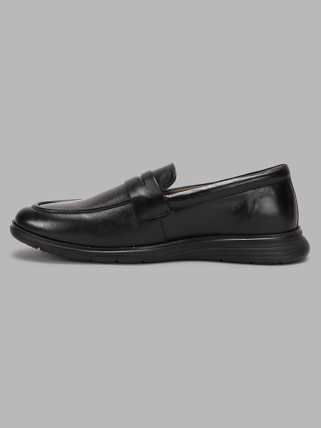 Image of LOUIS PHILIPPE Premium Leather Breathable Light Weight Flat Heel Casual Slip On For Men