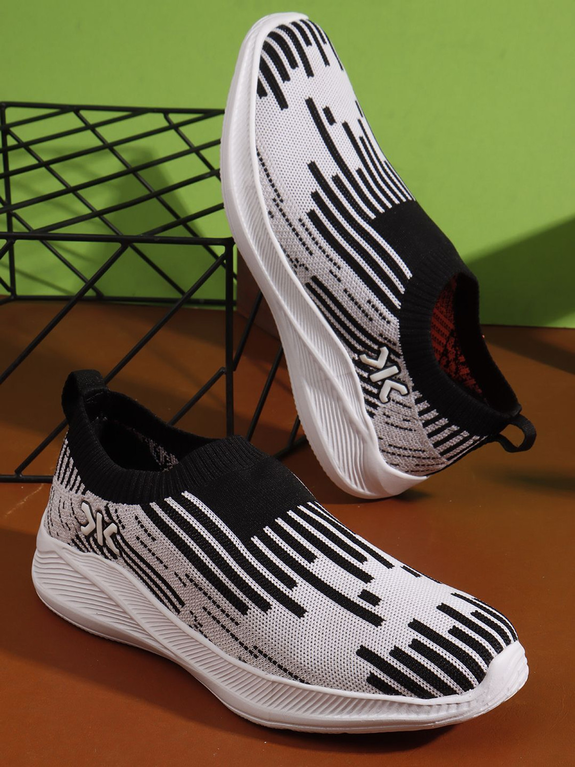Image of KILLER Walking Shoes For Men