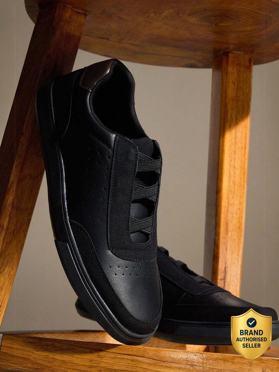 Image of Snitch Black Solid Sneakers Sneakers For Men