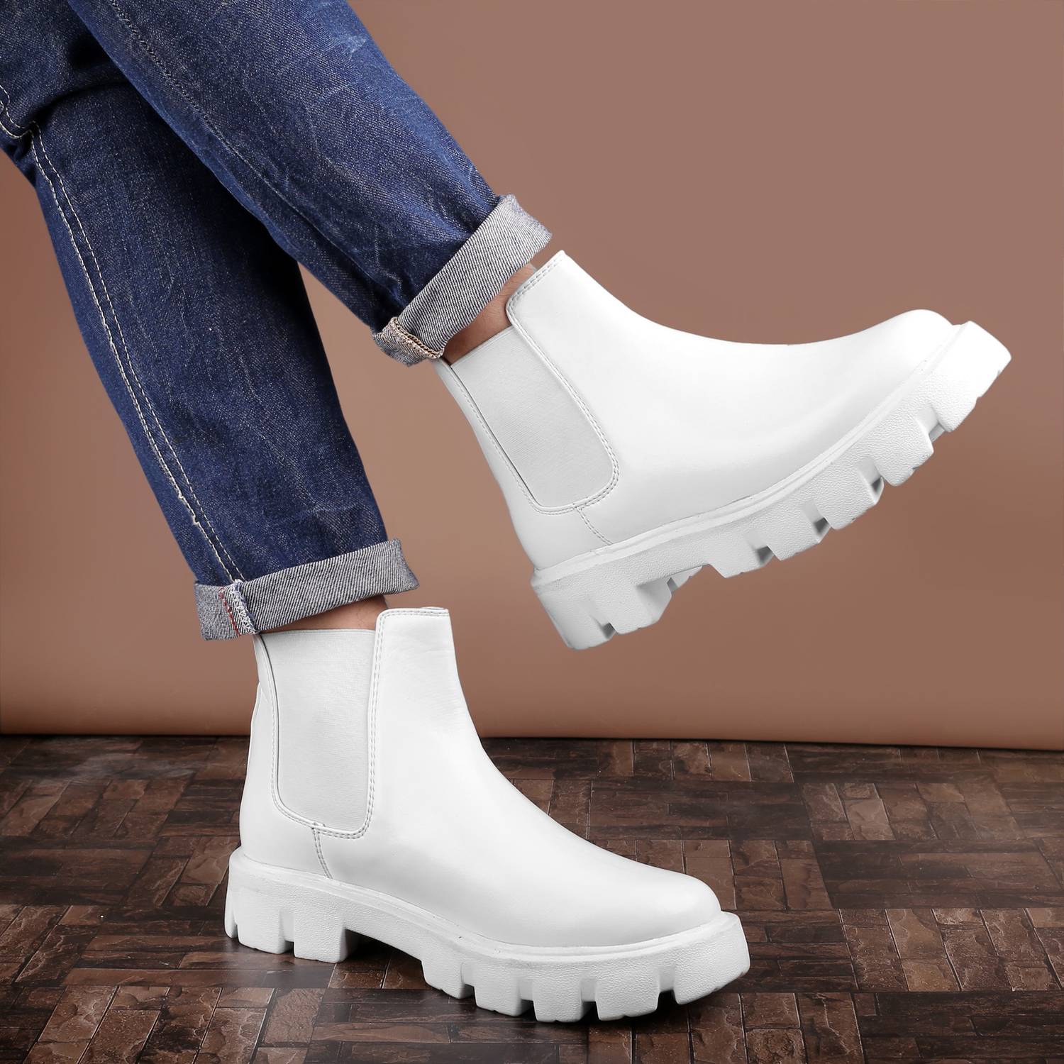 YUVRATO BAXI Men's White Chelsea Boots - Image 2