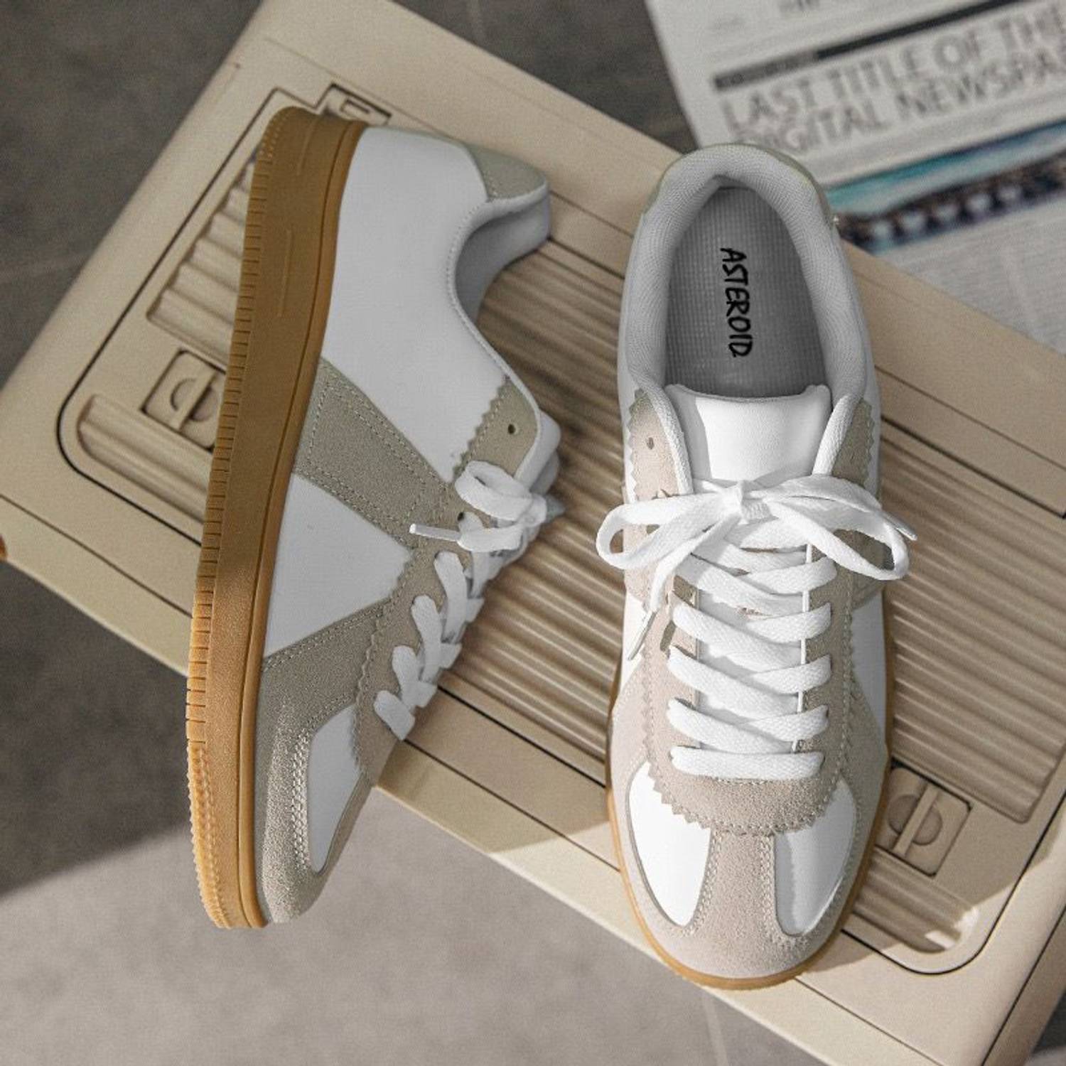 ASTEROID Men's Grey Casual Sneakers - Image 3