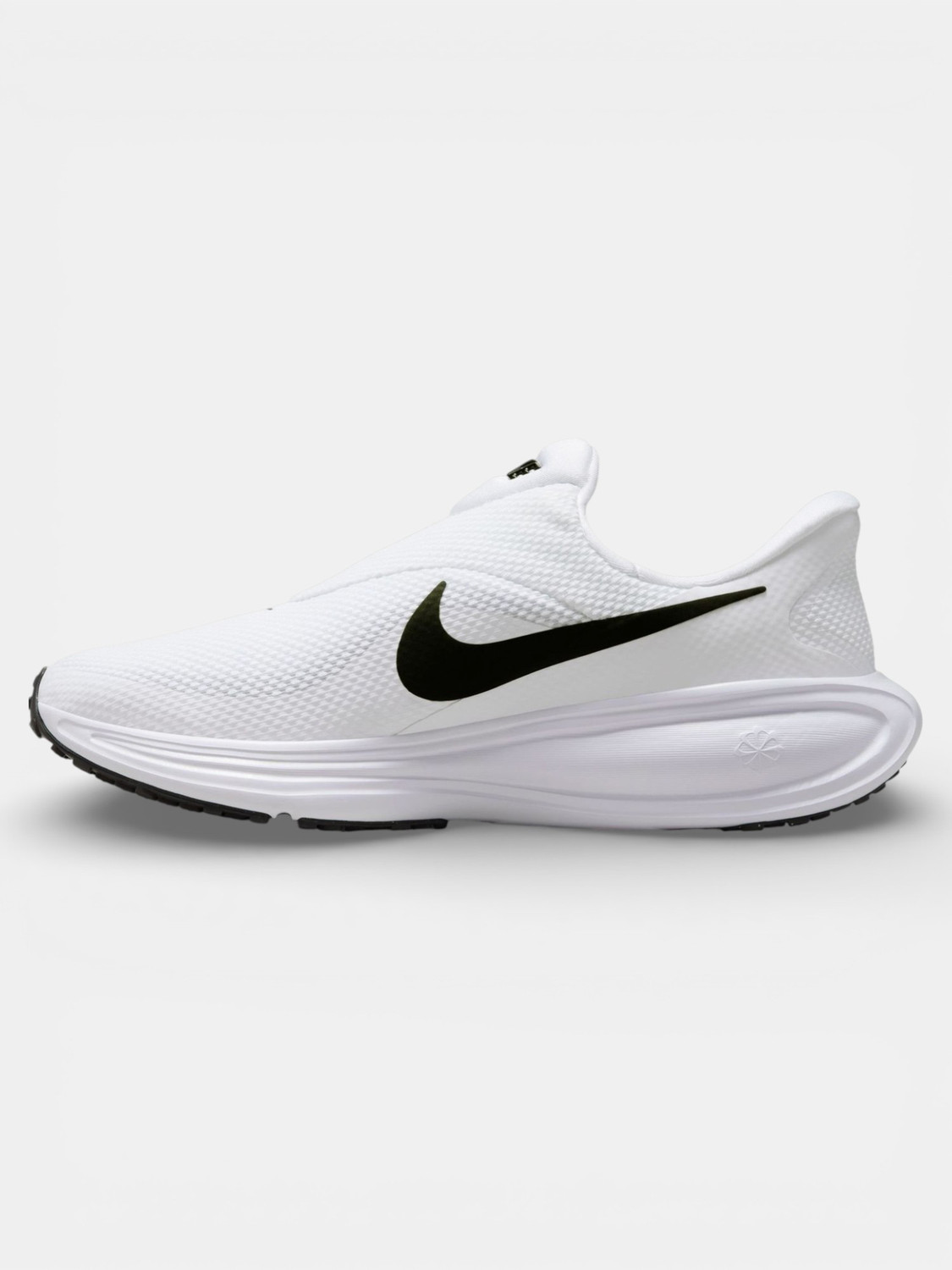 Image of NIKE REVOLUTION 8 EASYON Running Shoes For Men