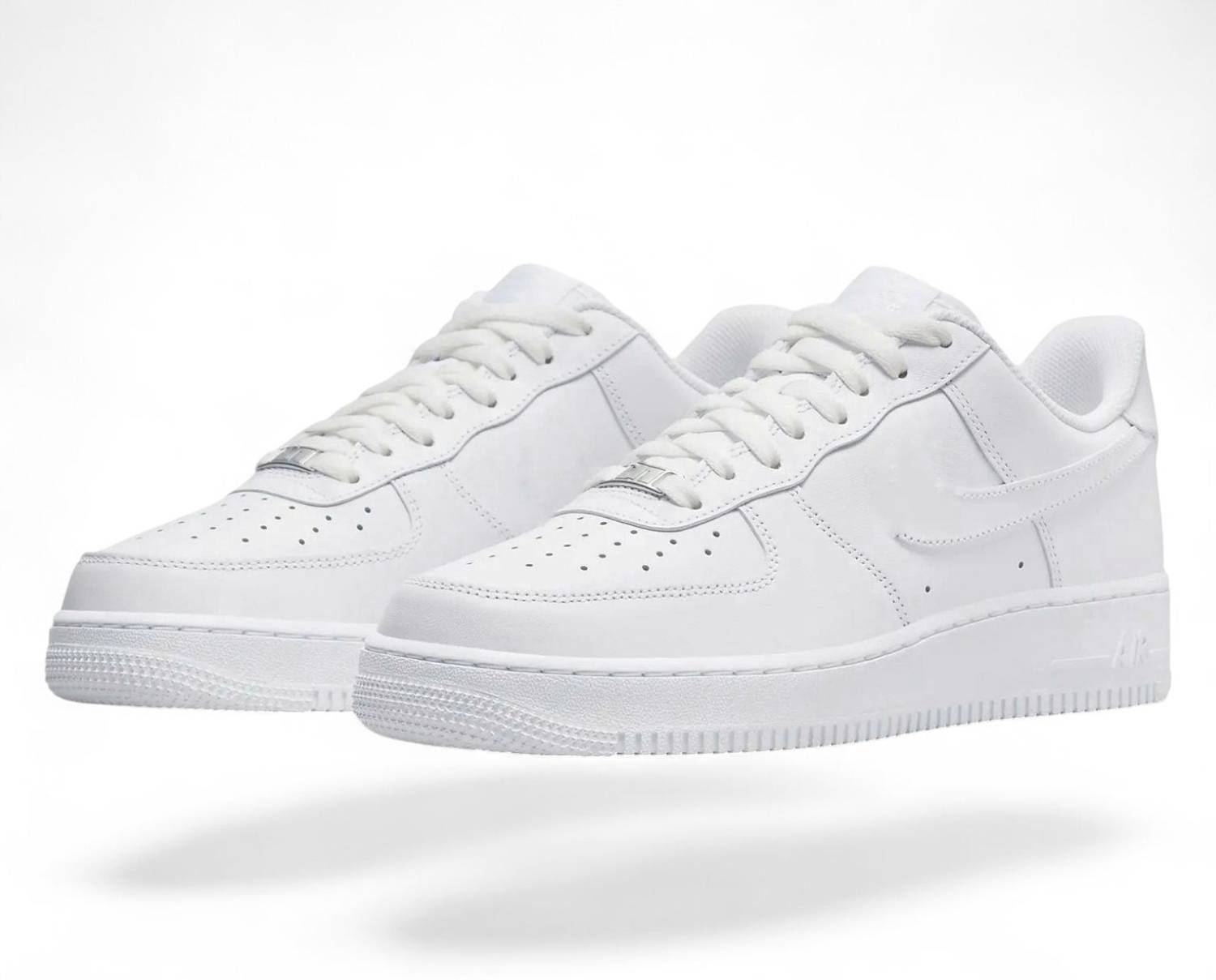 Amimo Men's White Casual Outdoor Sneakers - Image 3