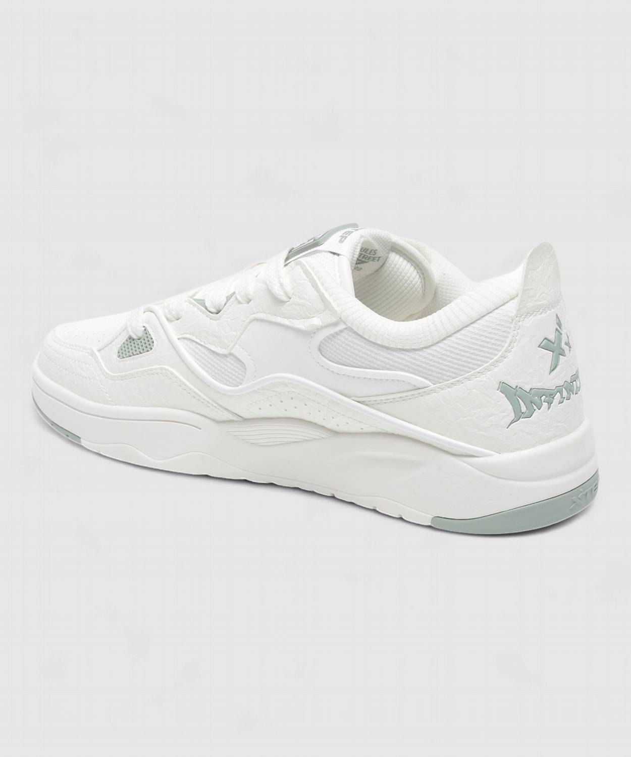 Xtep Classic Sneakers For Men White - Image 3