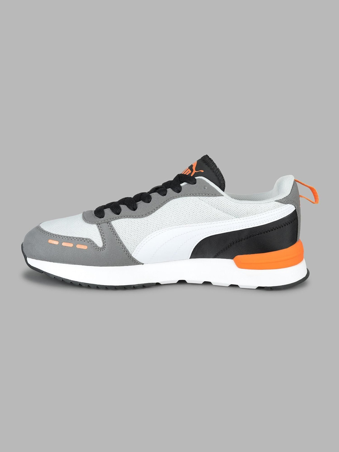 Image of PUMA PUMA R78 Res Sneakers For Men