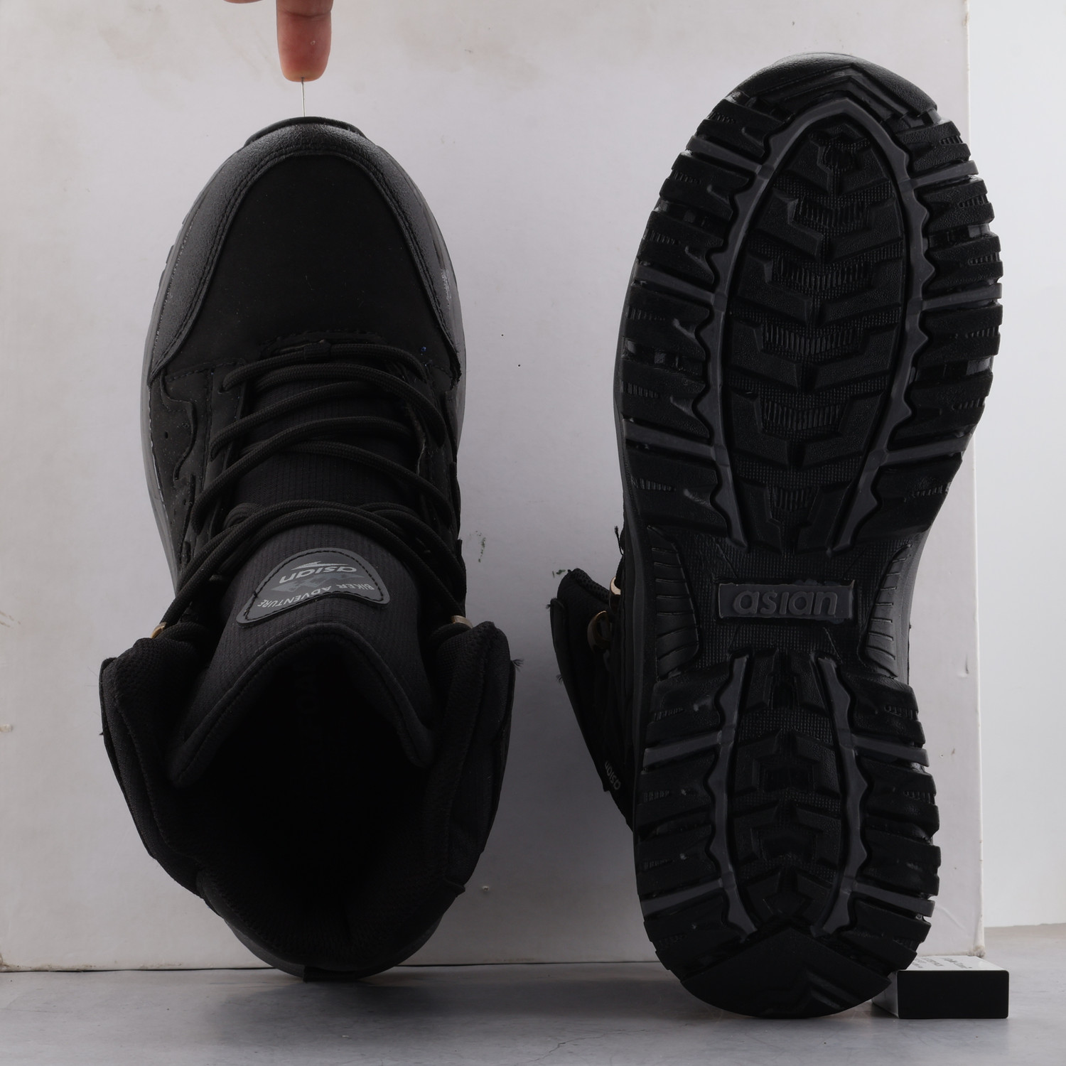 Image of asian Explorer-01 Men's High Ankle Biking Shoes with Rugged Grip Outsole High Tops For Men