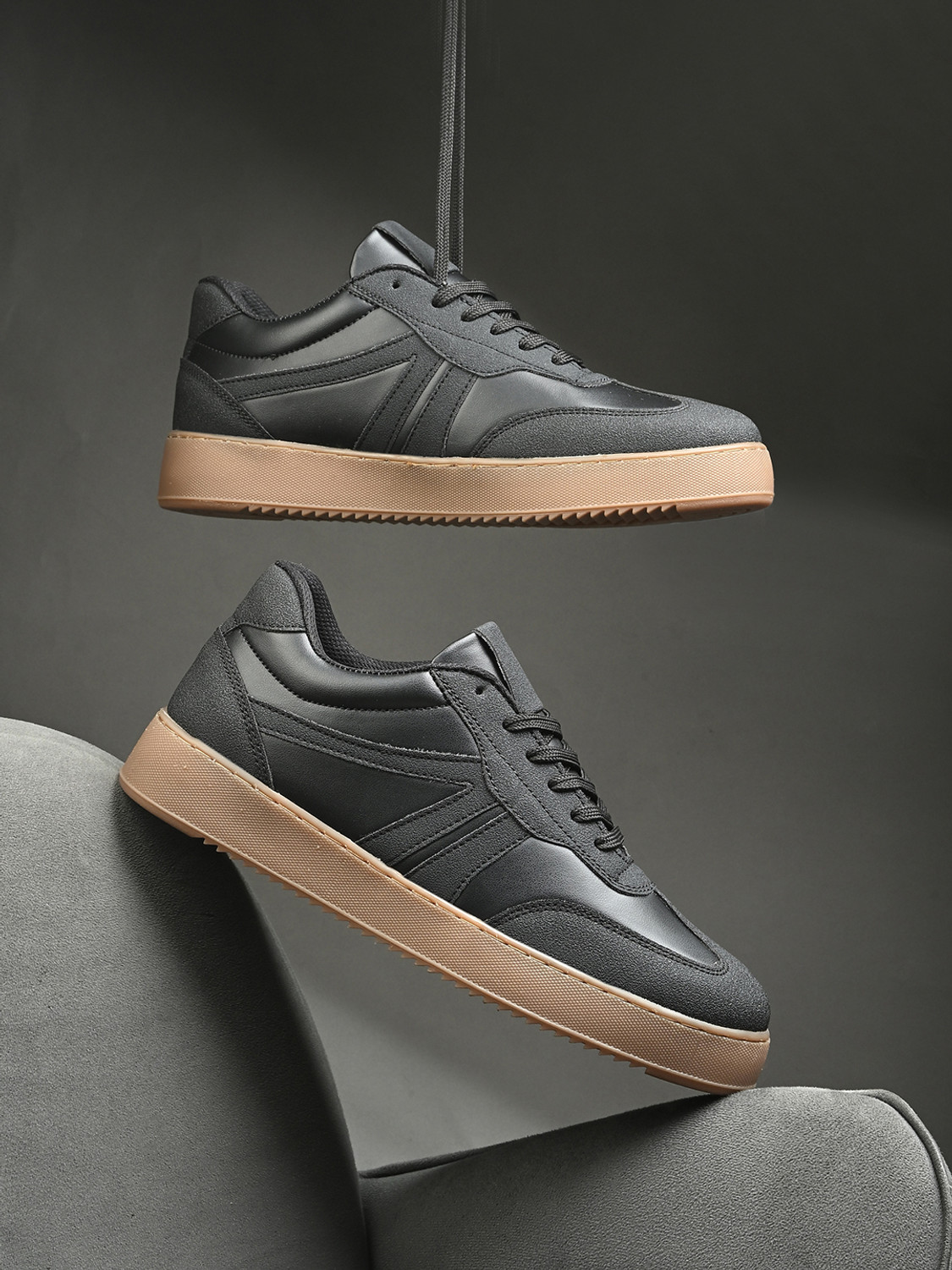 Image of Roadster Sneakers For Men