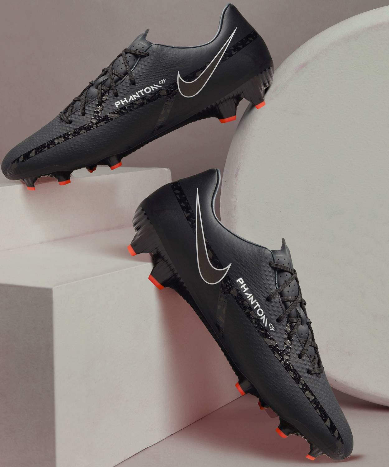 NIKE NK Phantom GT2 Academy MG Multi-Ground Soccer Cleats Football