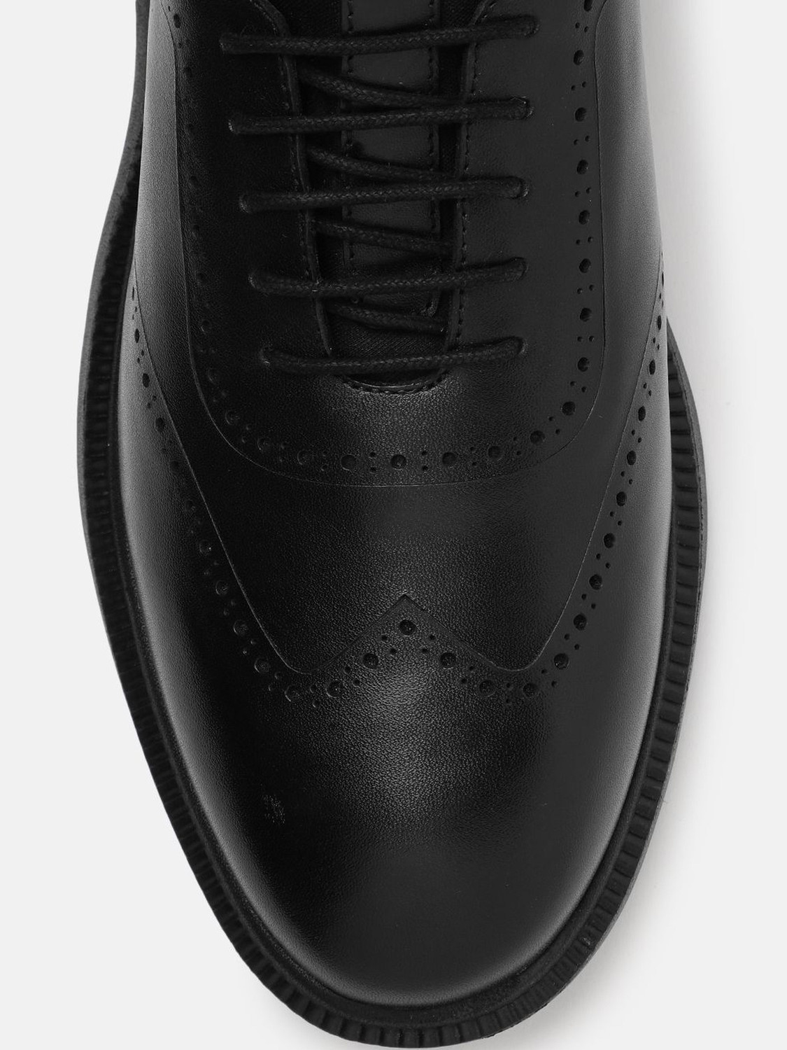 Image of Kenneth Cole Brogues For Men