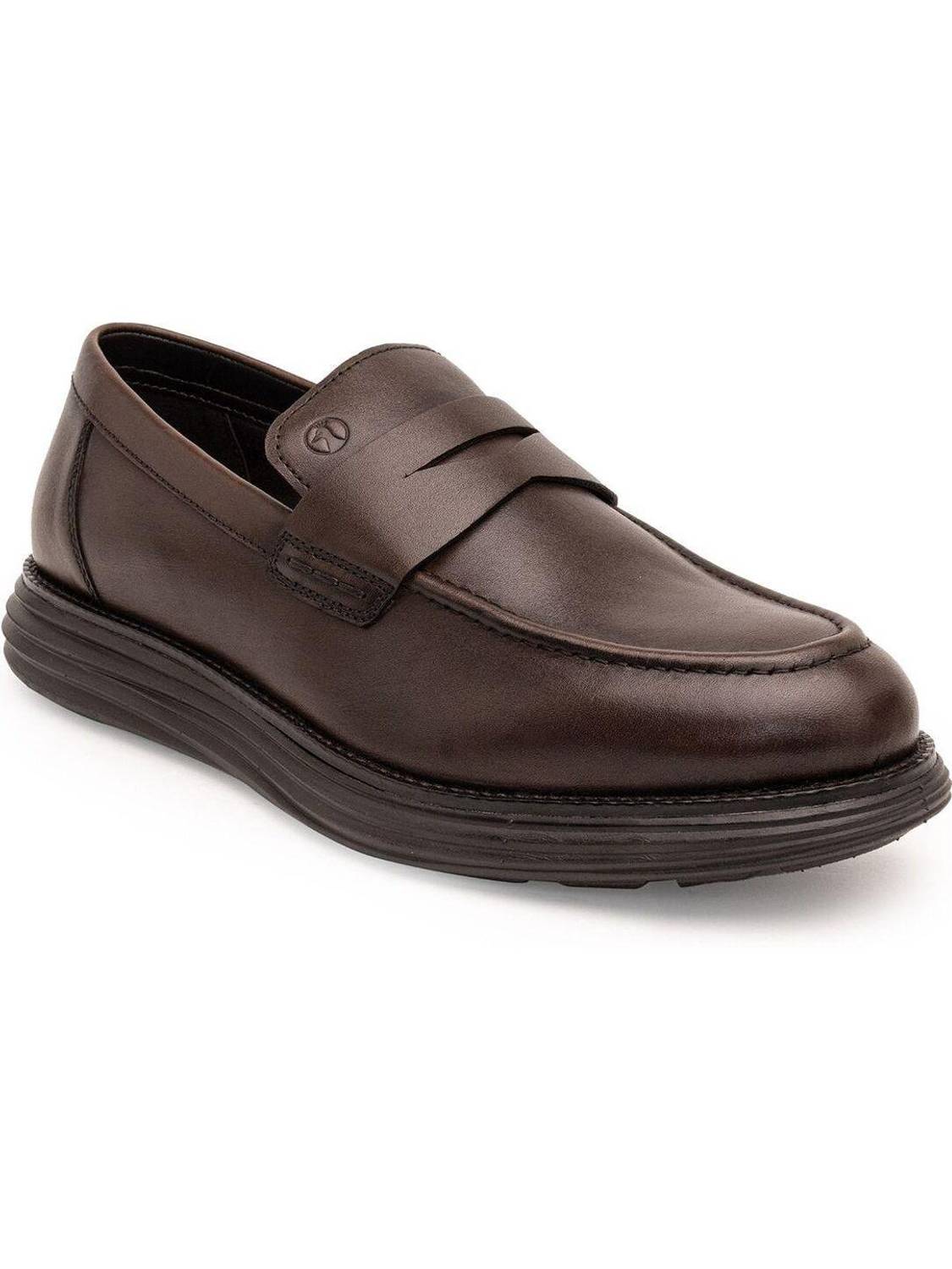 THOMAS CRICK Thomas Crick Sophisticated Dual-Tone Leather Loafers with