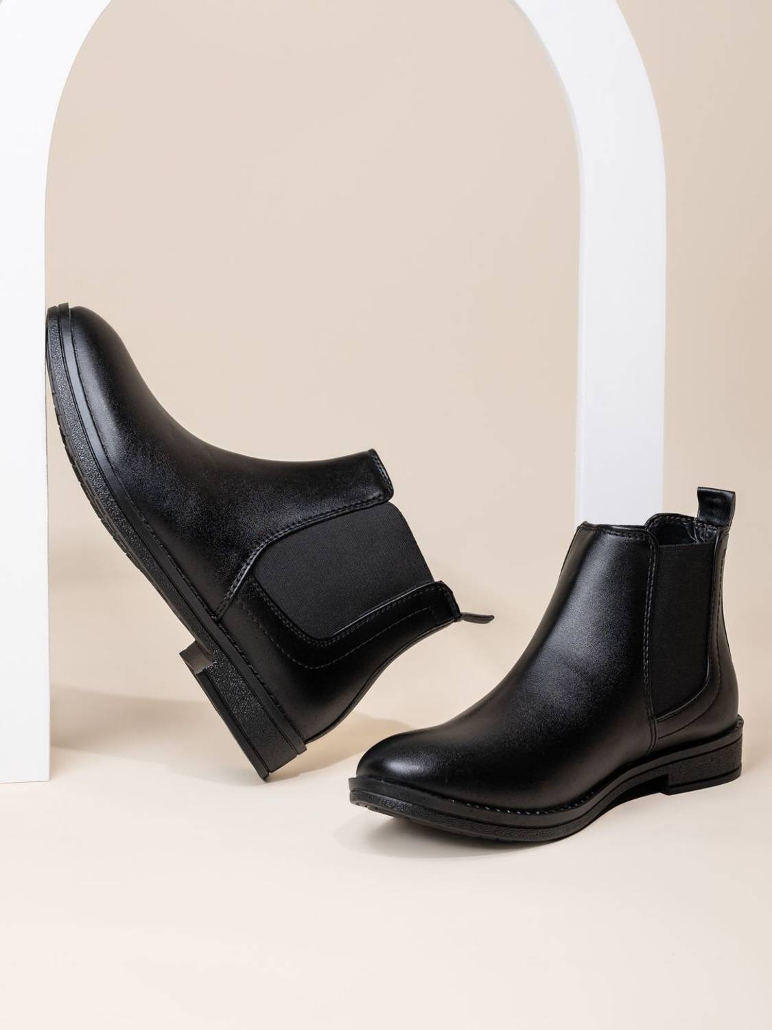 FooTken Men's Chelsea Ankle Boots - Image 1