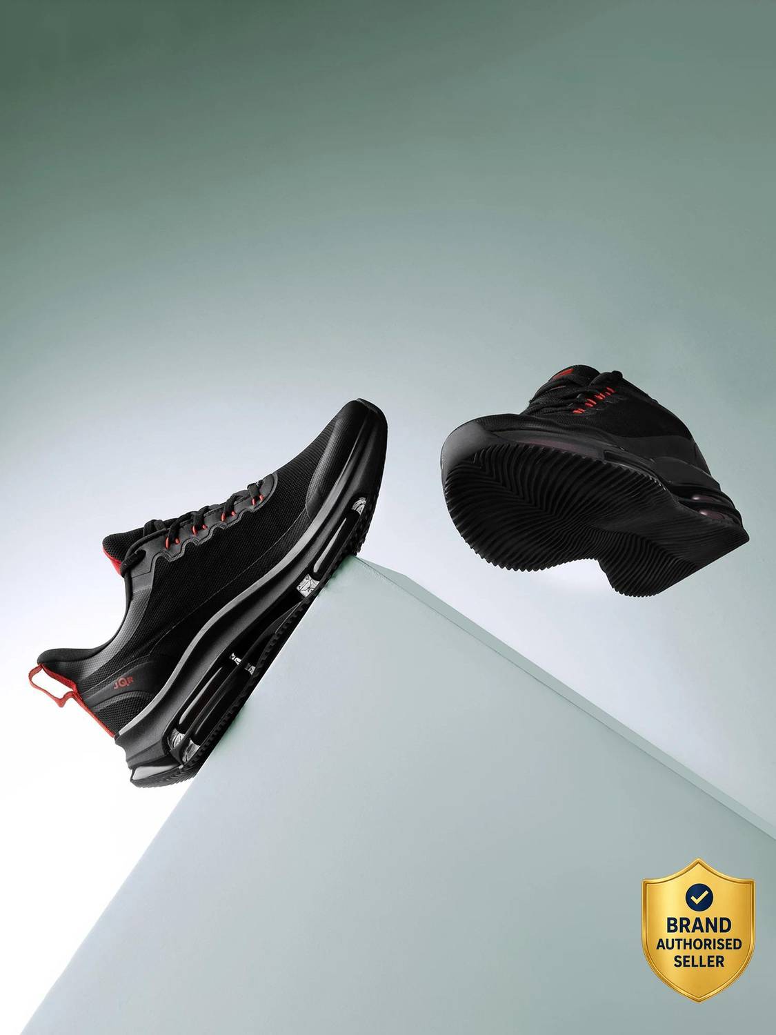 JQR MAX PLUS Men's Black Running Shoes - Image 1