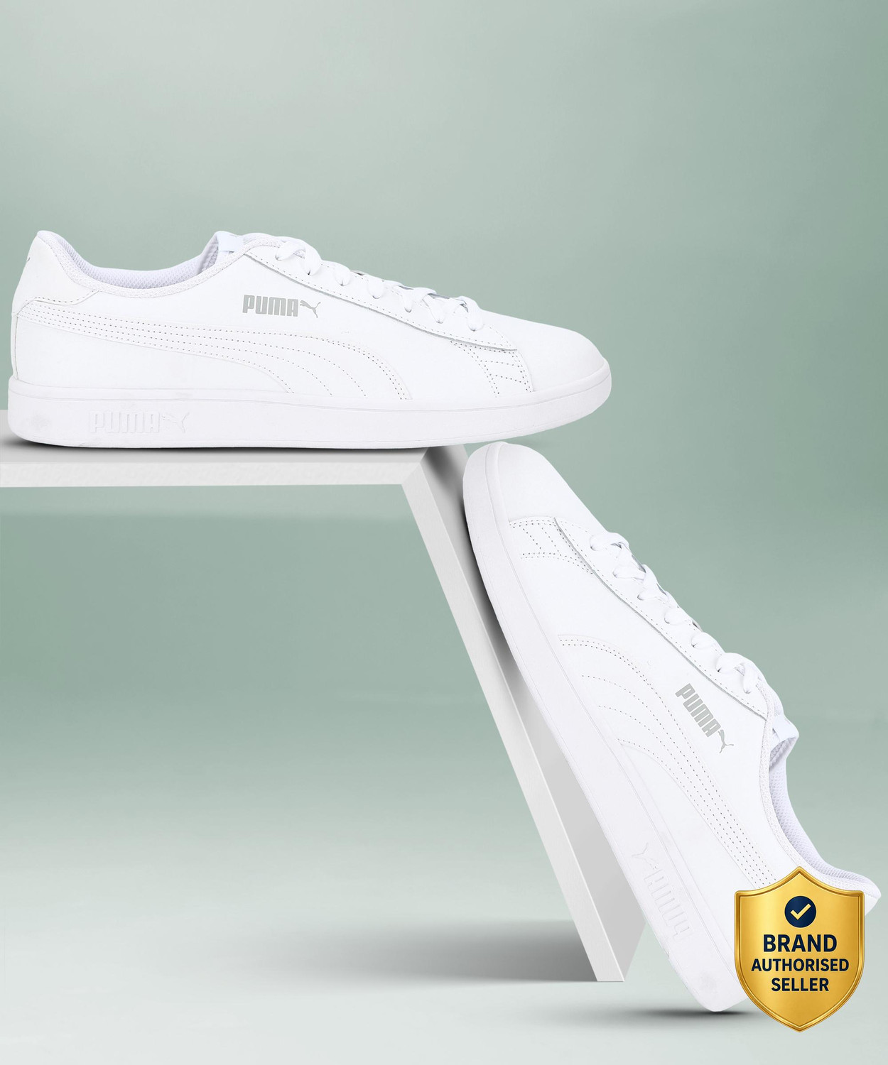 Image of PUMA Puma Smash v2 L Sneakers For Men
