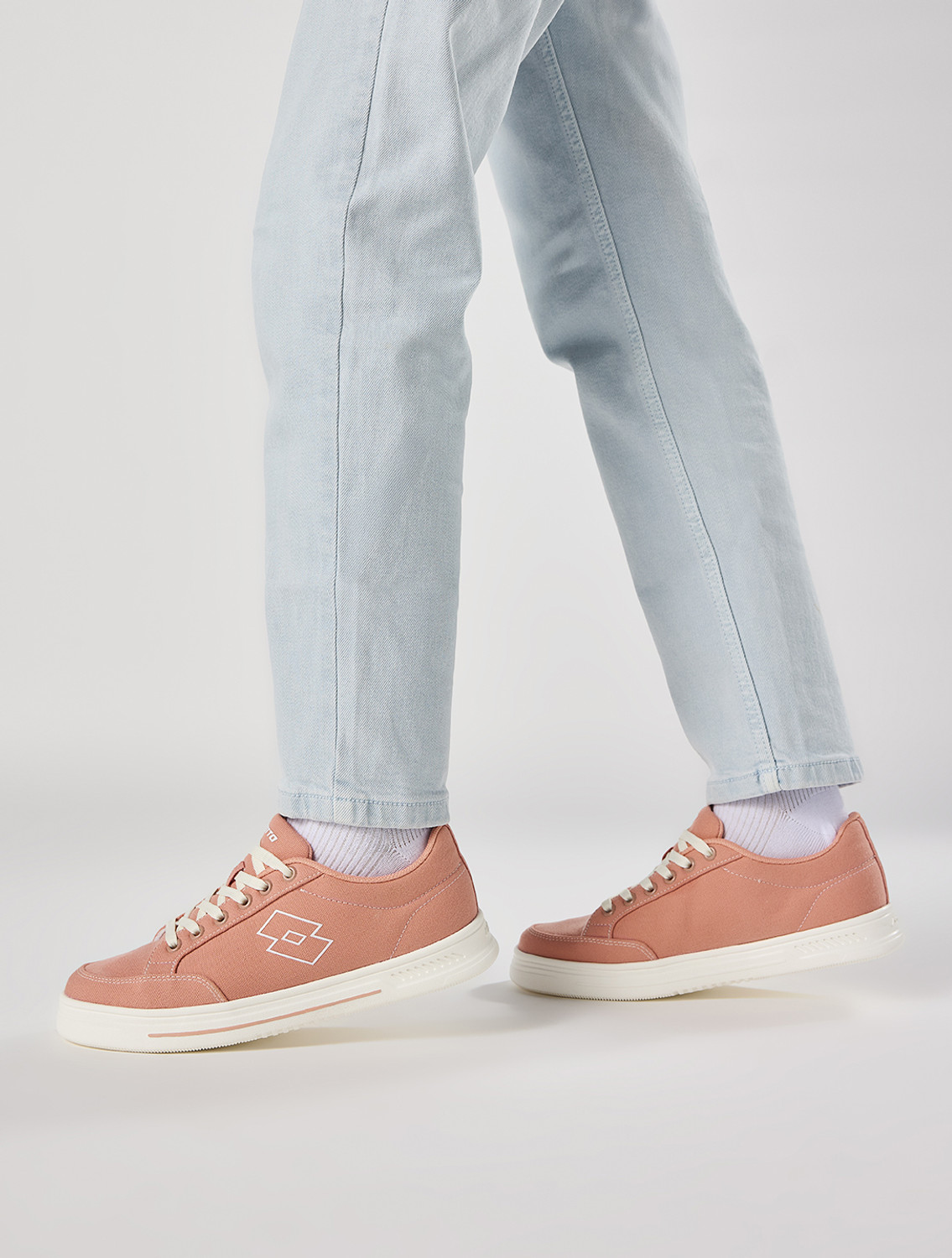 Image of LOTTO Strada Vele Sneakers For Women (Pink, 5)