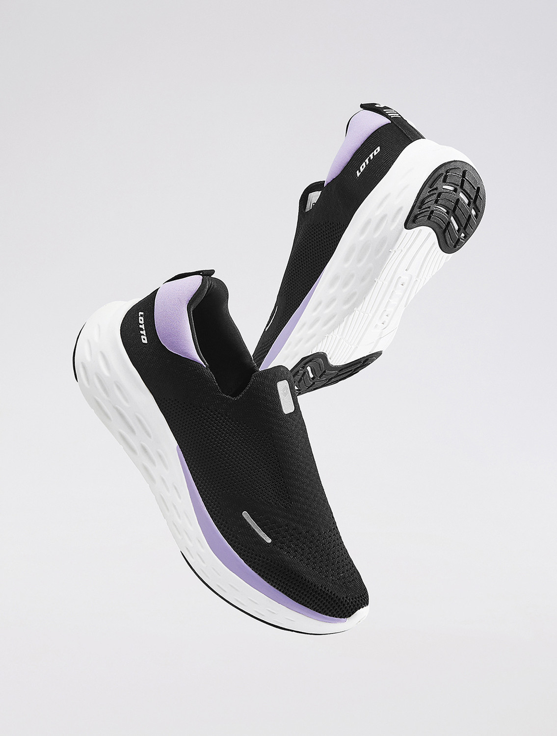 Image of LOTTO Aerostep Slip on Walking Shoes For Women (Black, 7)