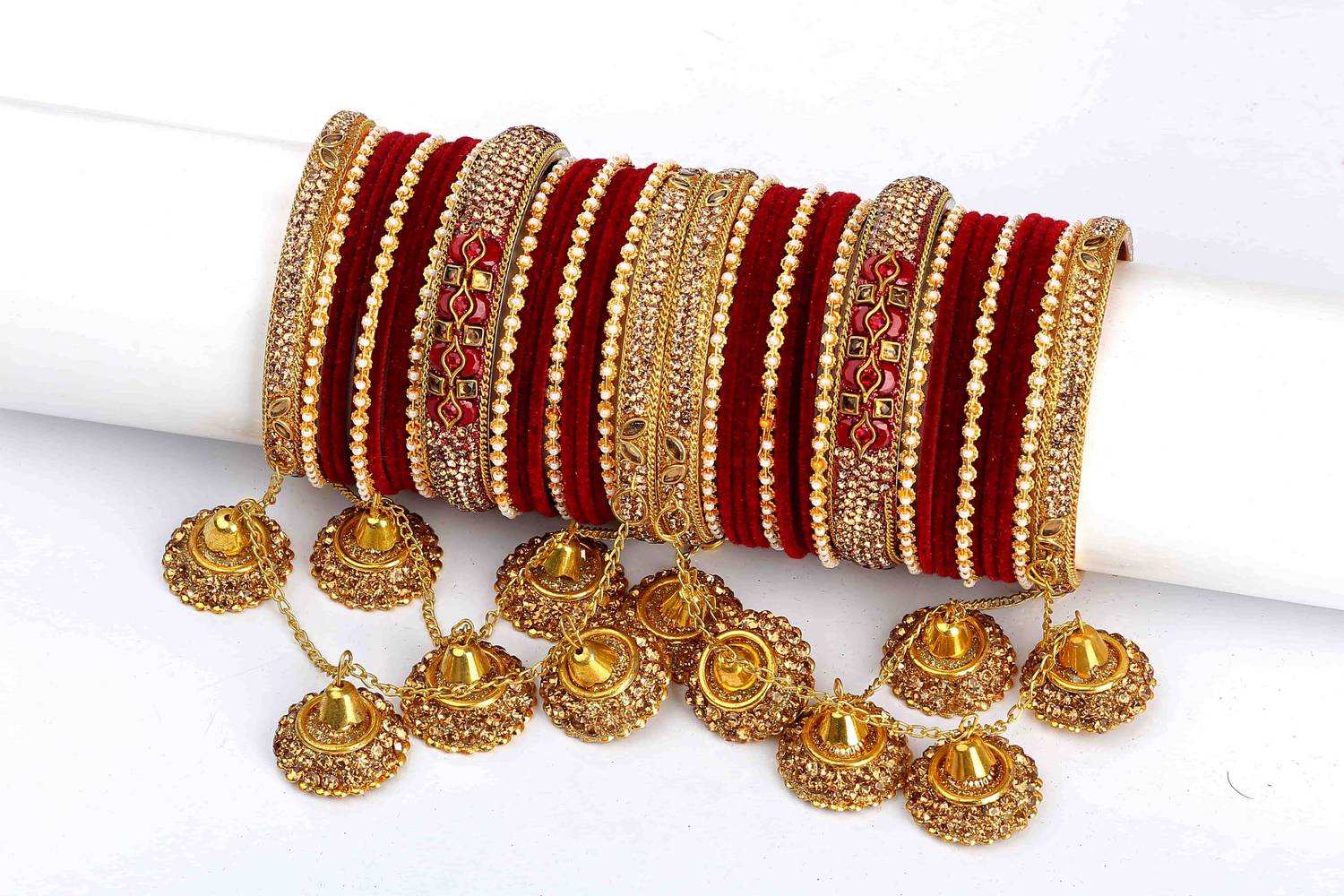 Amika Metal Bangle Set