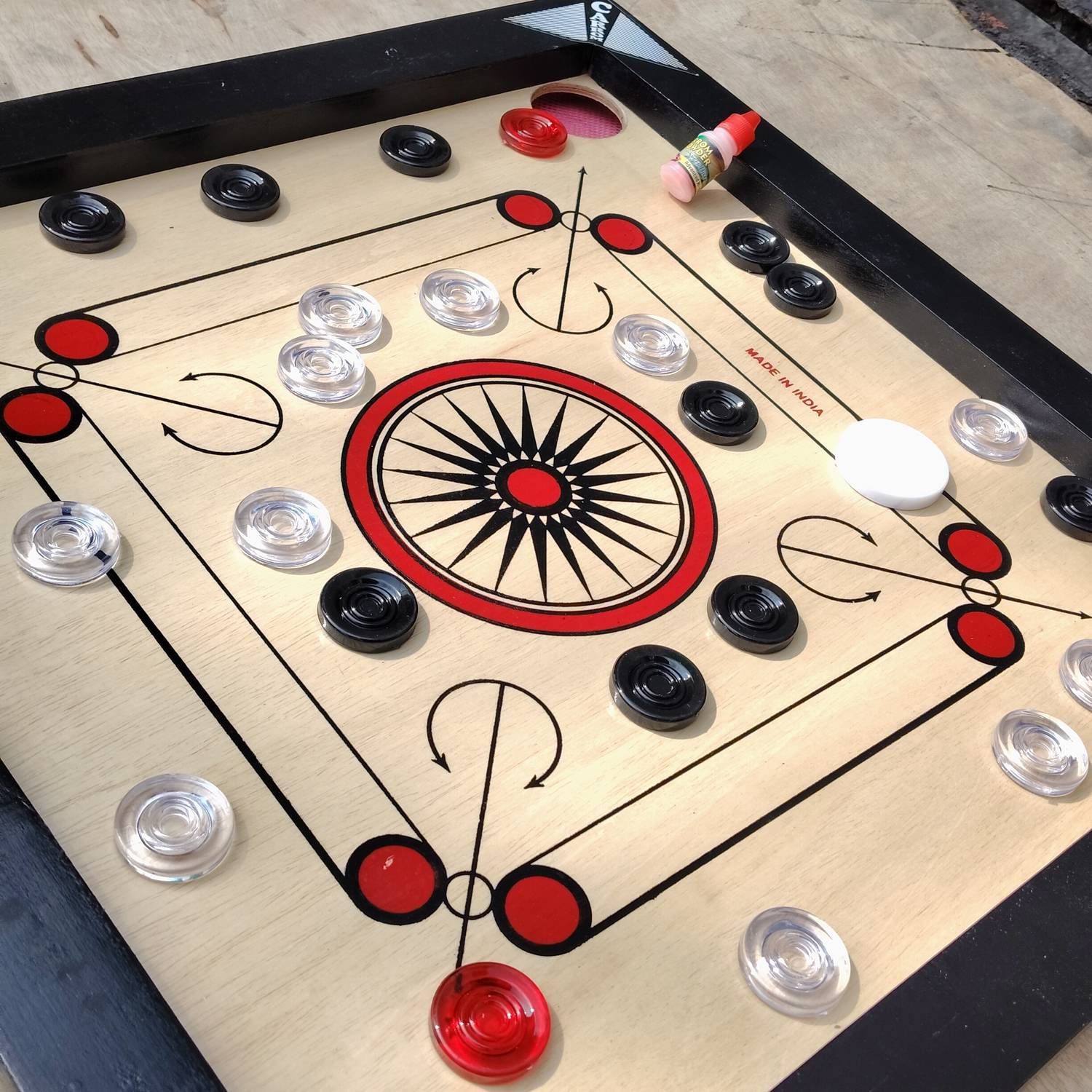 Zunaira 20 Inch 3 cm Carrom Board - Image 1