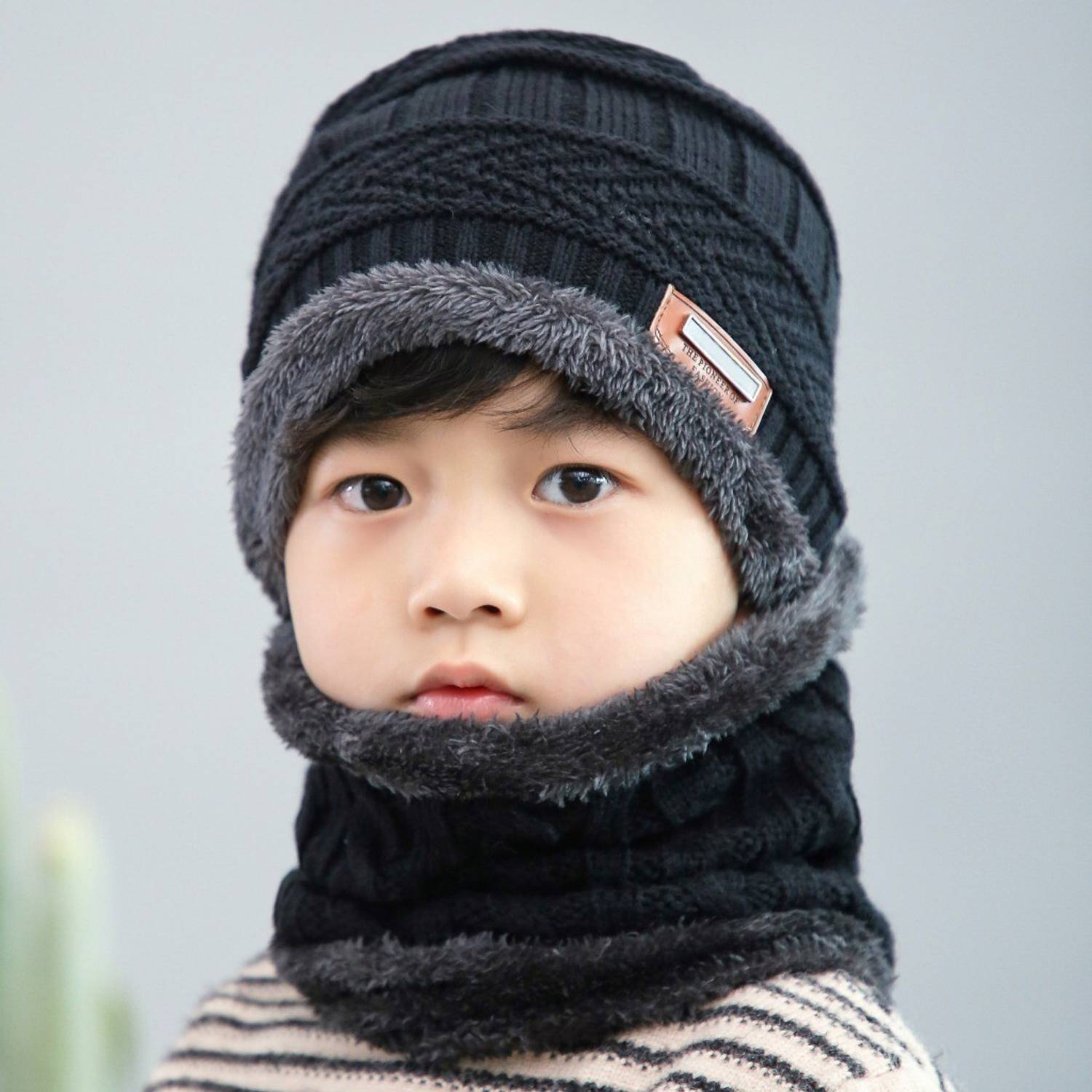 AUTOCOSMIC Solid Beanie